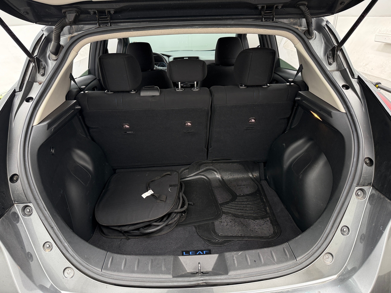 Thumbnail: 2022 Nissan Leaf - 7