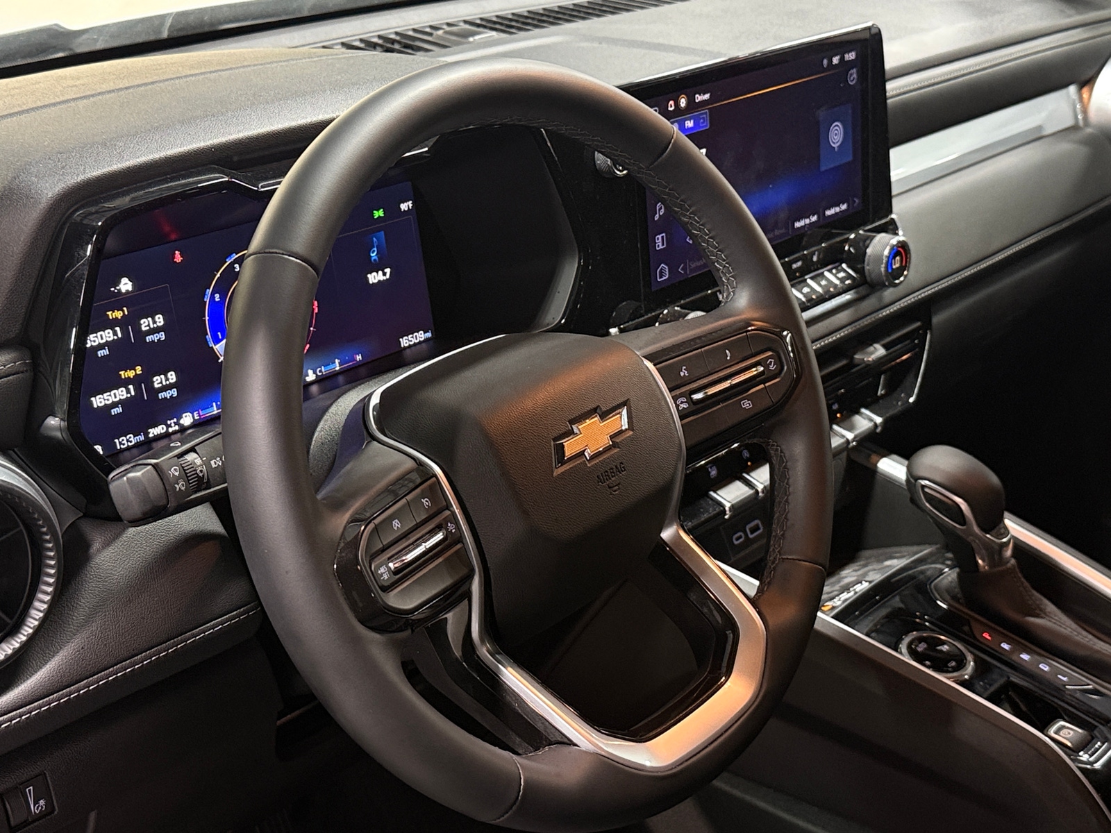 Thumbnail: 2024 Chevrolet Colorado - 5