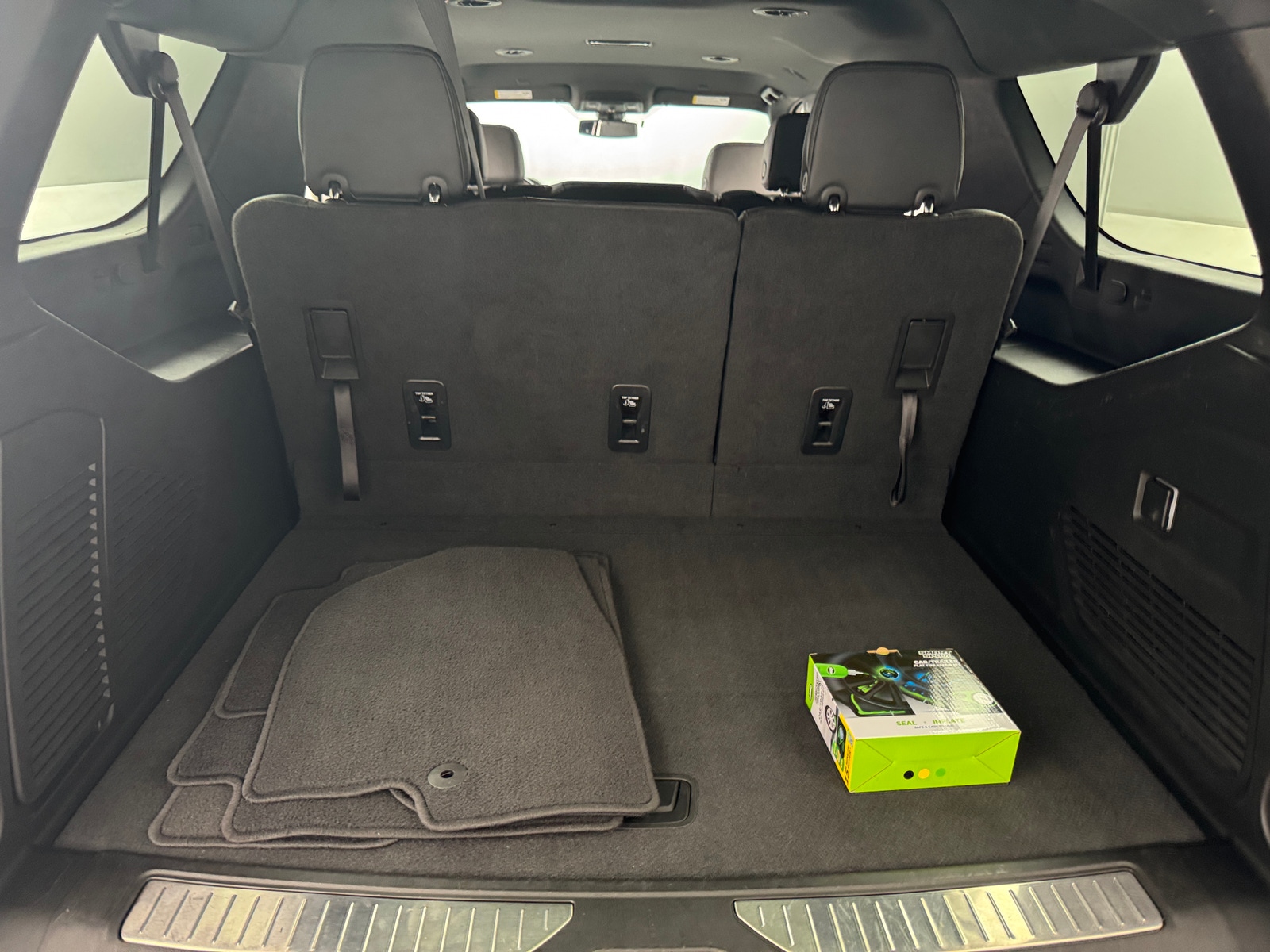 Thumbnail: 2022 Chevrolet Suburban - 6