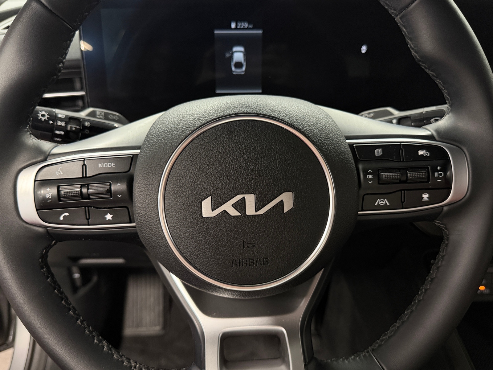 Thumbnail: 2025 Kia K5 - 4