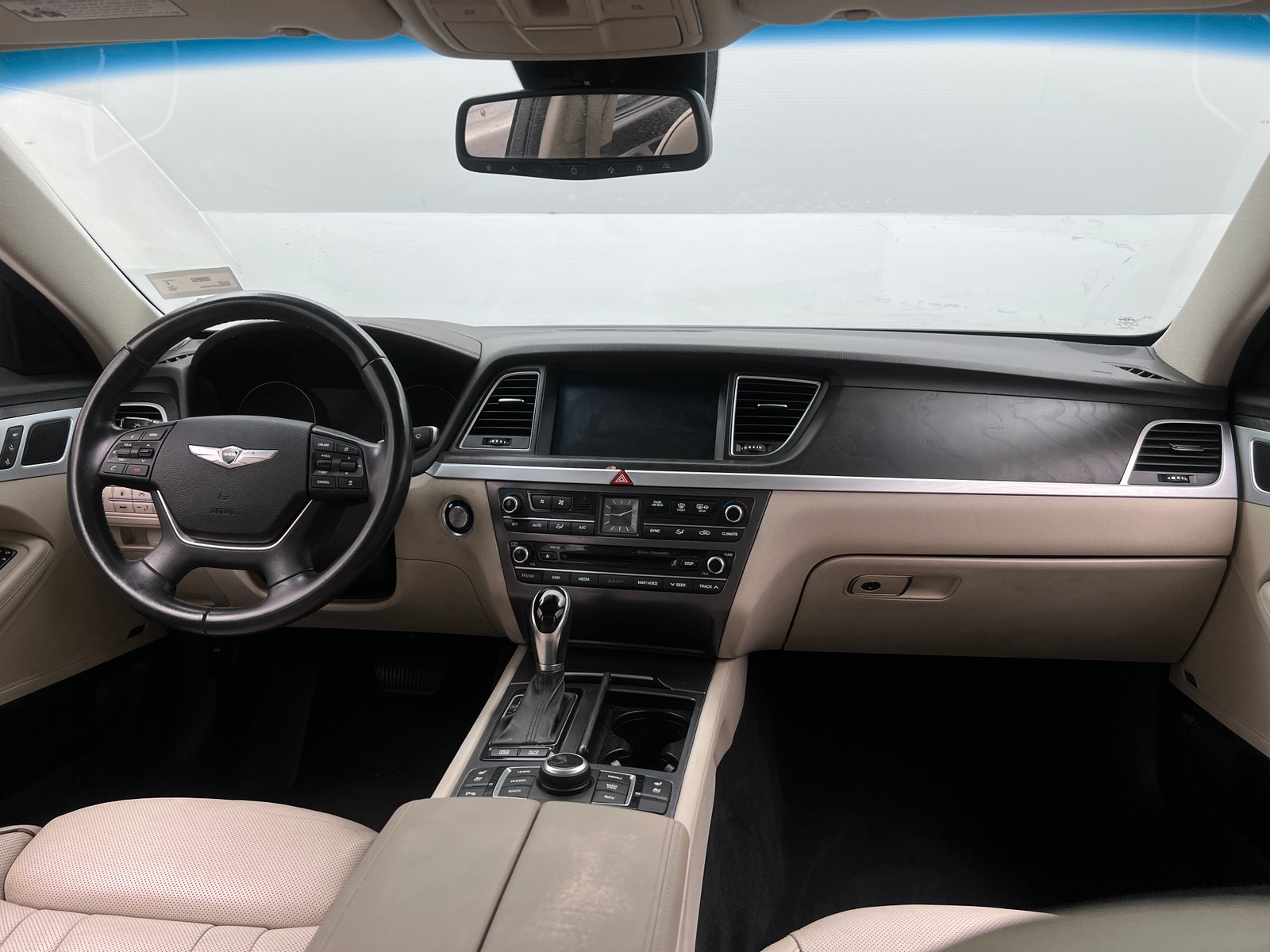 Thumbnail: 2015 Hyundai Genesis - 2