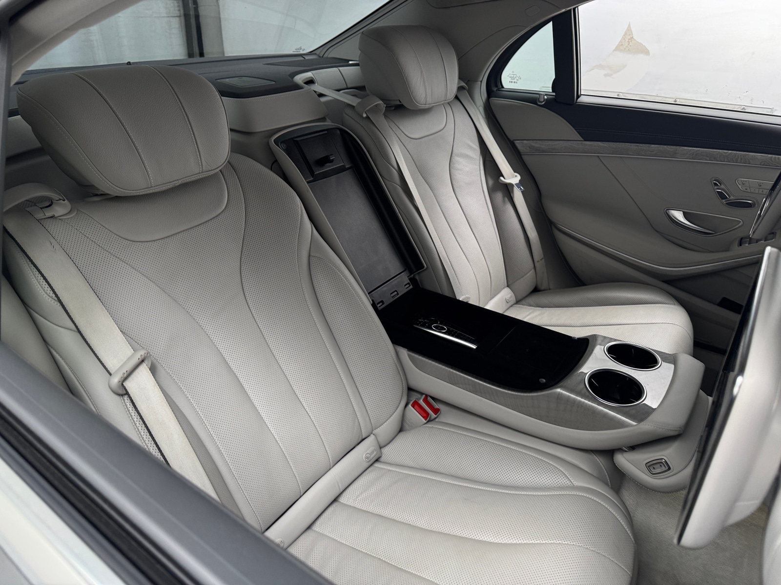 Thumbnail: 2017 Mercedes-Benz S-Class - 5