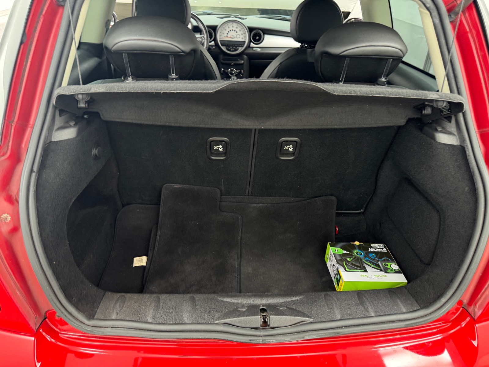 Thumbnail: 2013 MINI Cooper Hardtop - 6