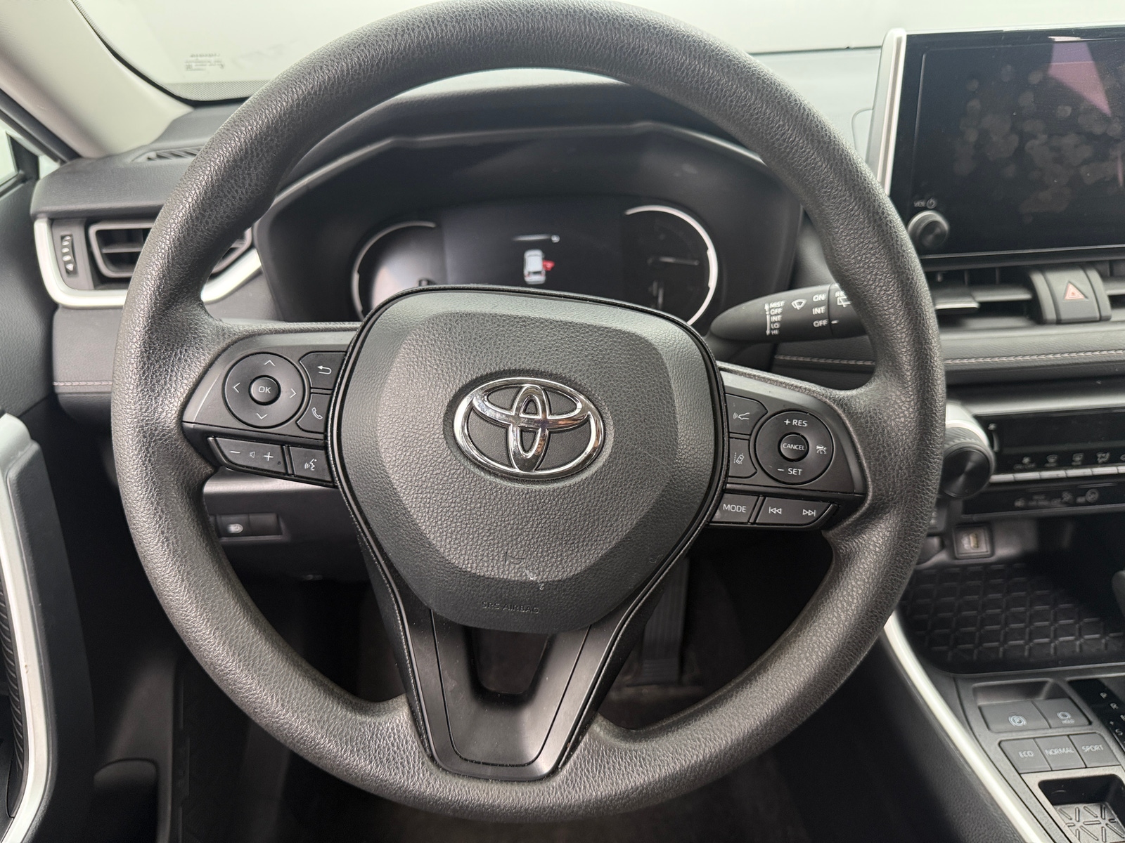 Thumbnail: 2025 Toyota RAV4 - 5