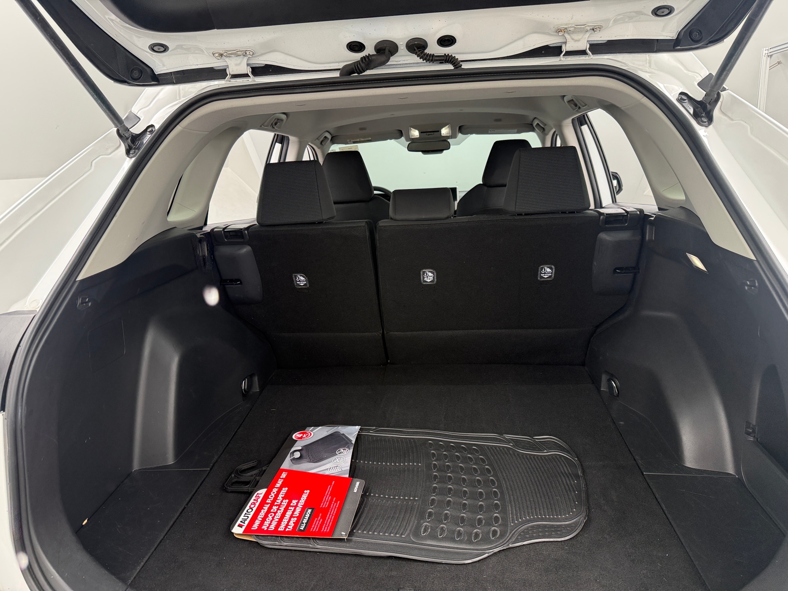 Thumbnail: 2025 Toyota RAV4 - 7