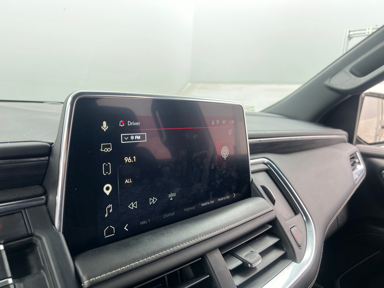 Thumbnail: 2023 GMC Yukon XL - 3