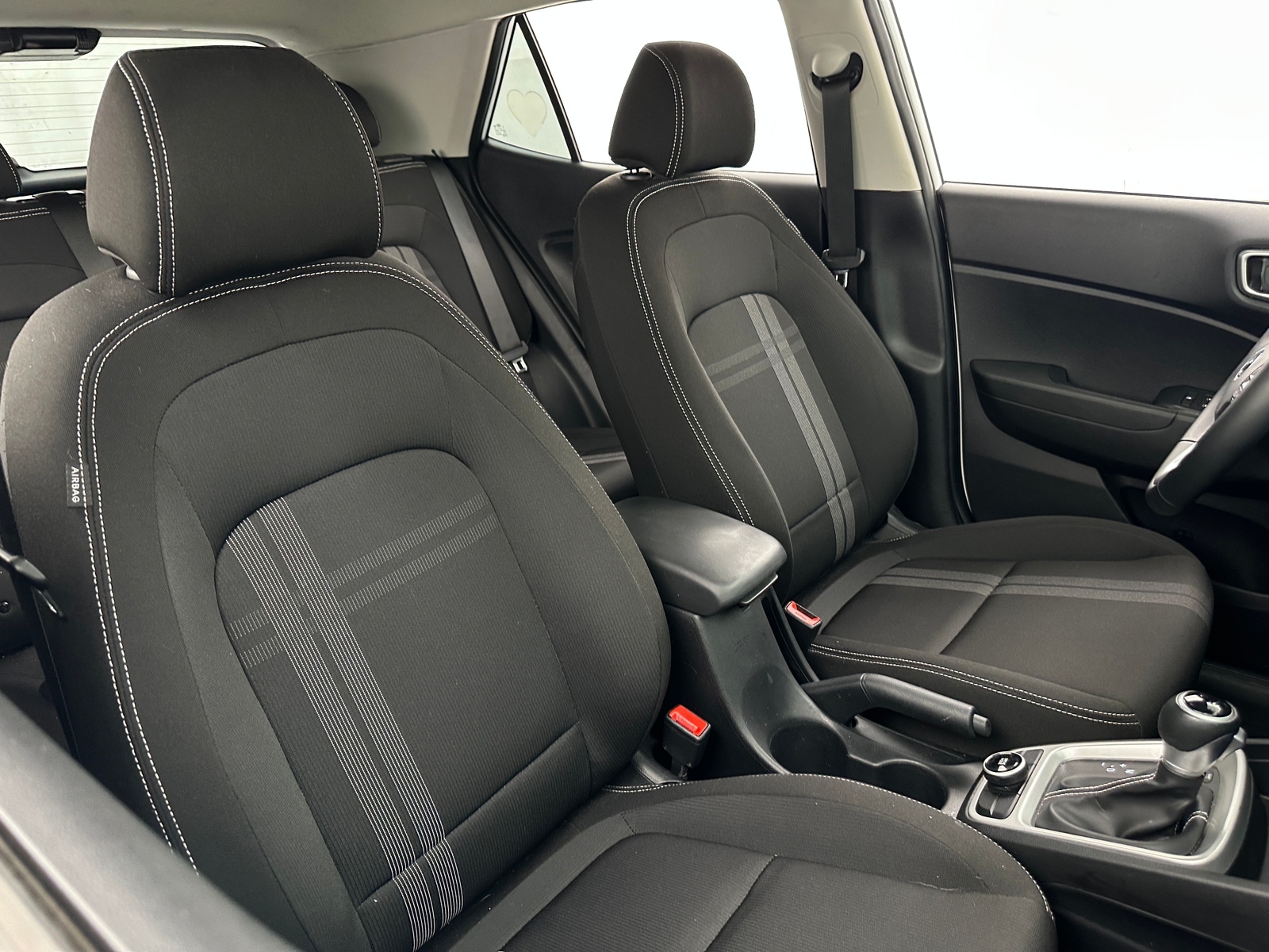 Thumbnail: 2021 Hyundai Venue - 2