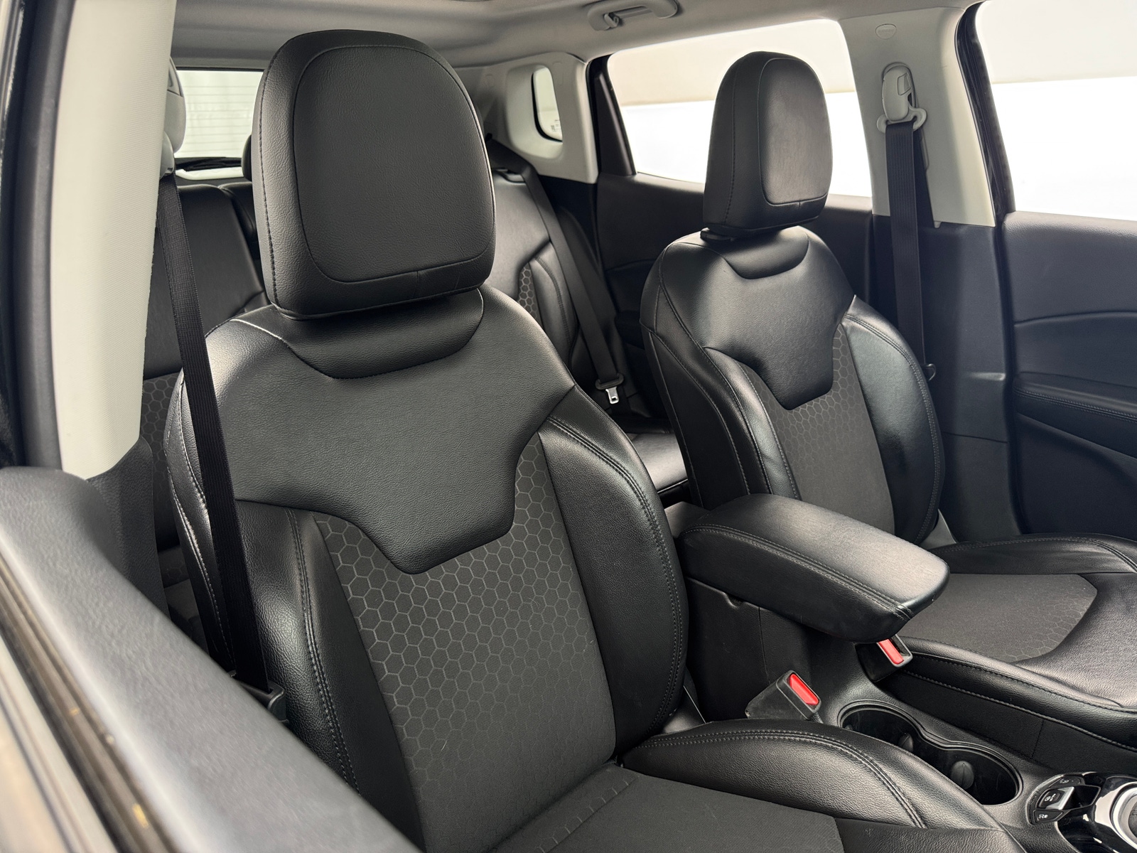 Thumbnail: 2018 Jeep Compass - 2