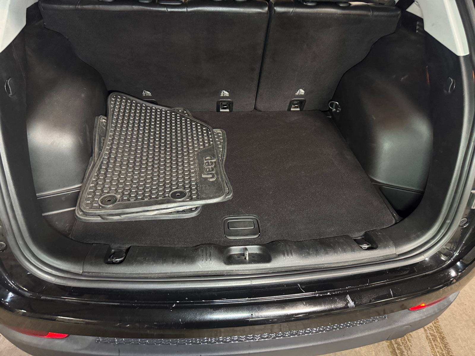 Thumbnail: 2018 Jeep Compass - 7