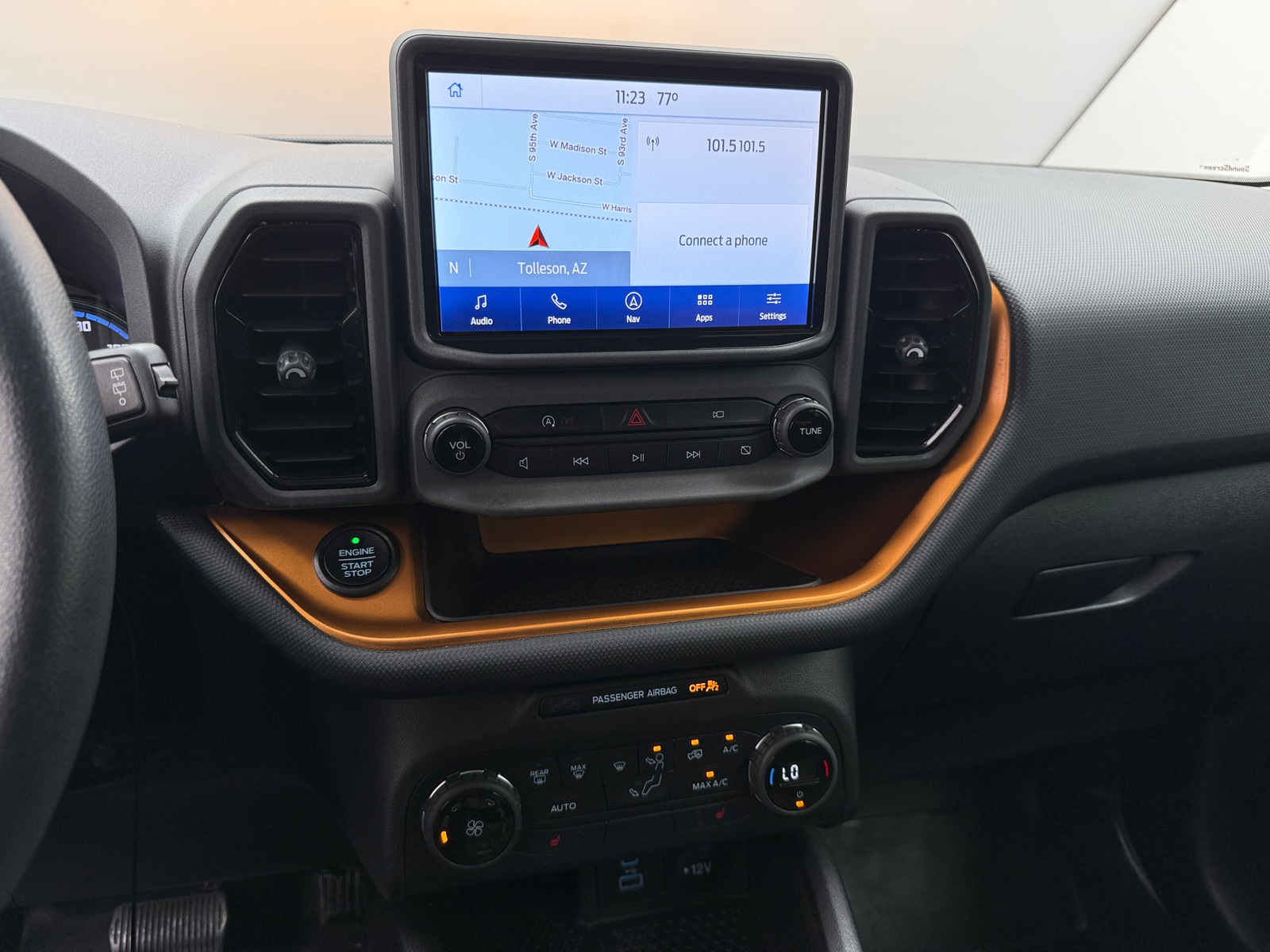 Thumbnail: 2021 Ford Bronco Sport - 4