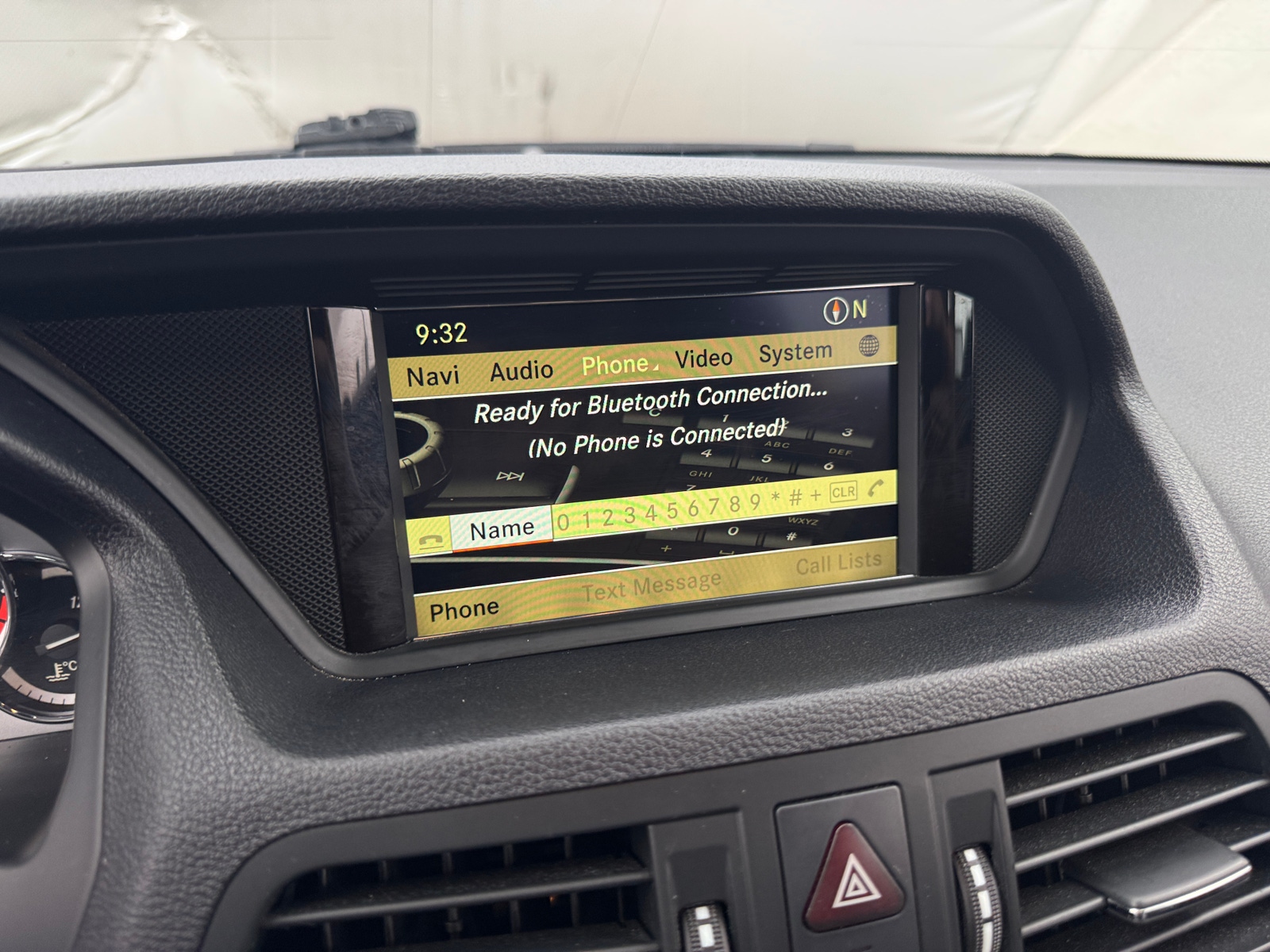 Thumbnail: 2012 Mercedes-Benz E-Class - 3