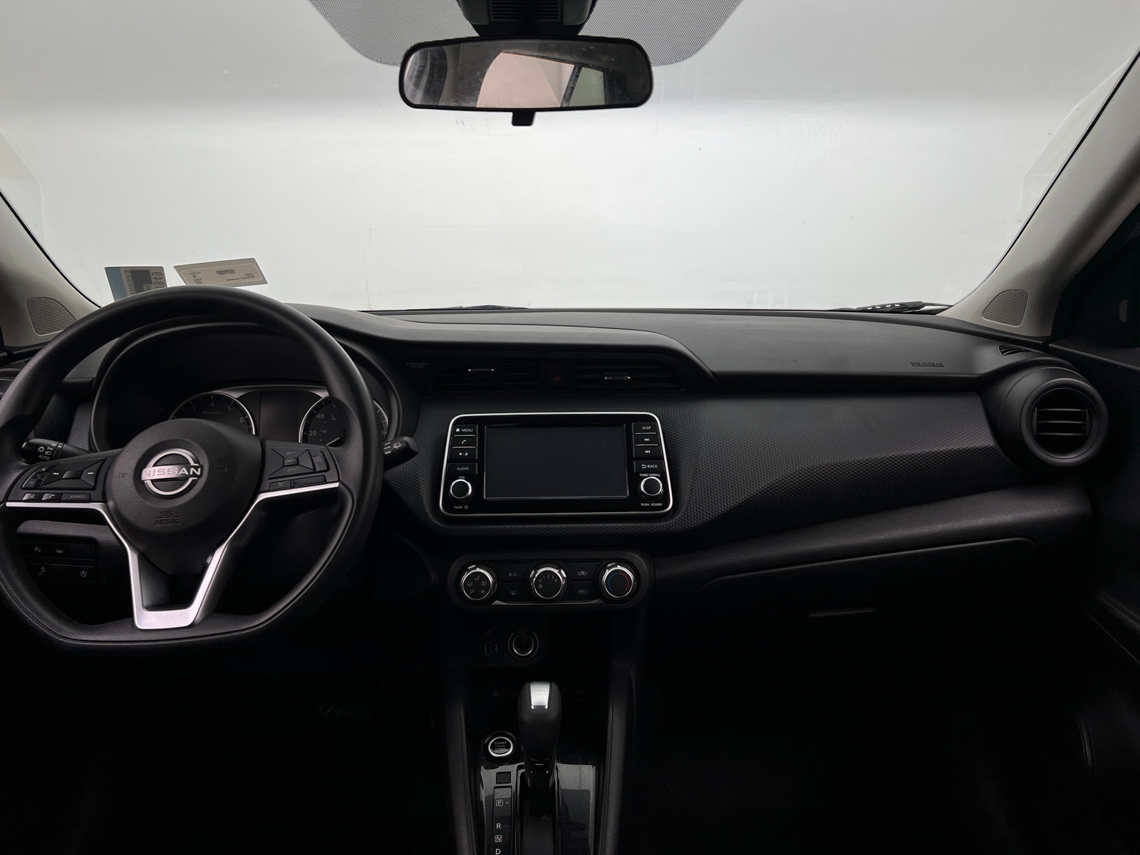 Thumbnail: 2022 Nissan Kicks - 3