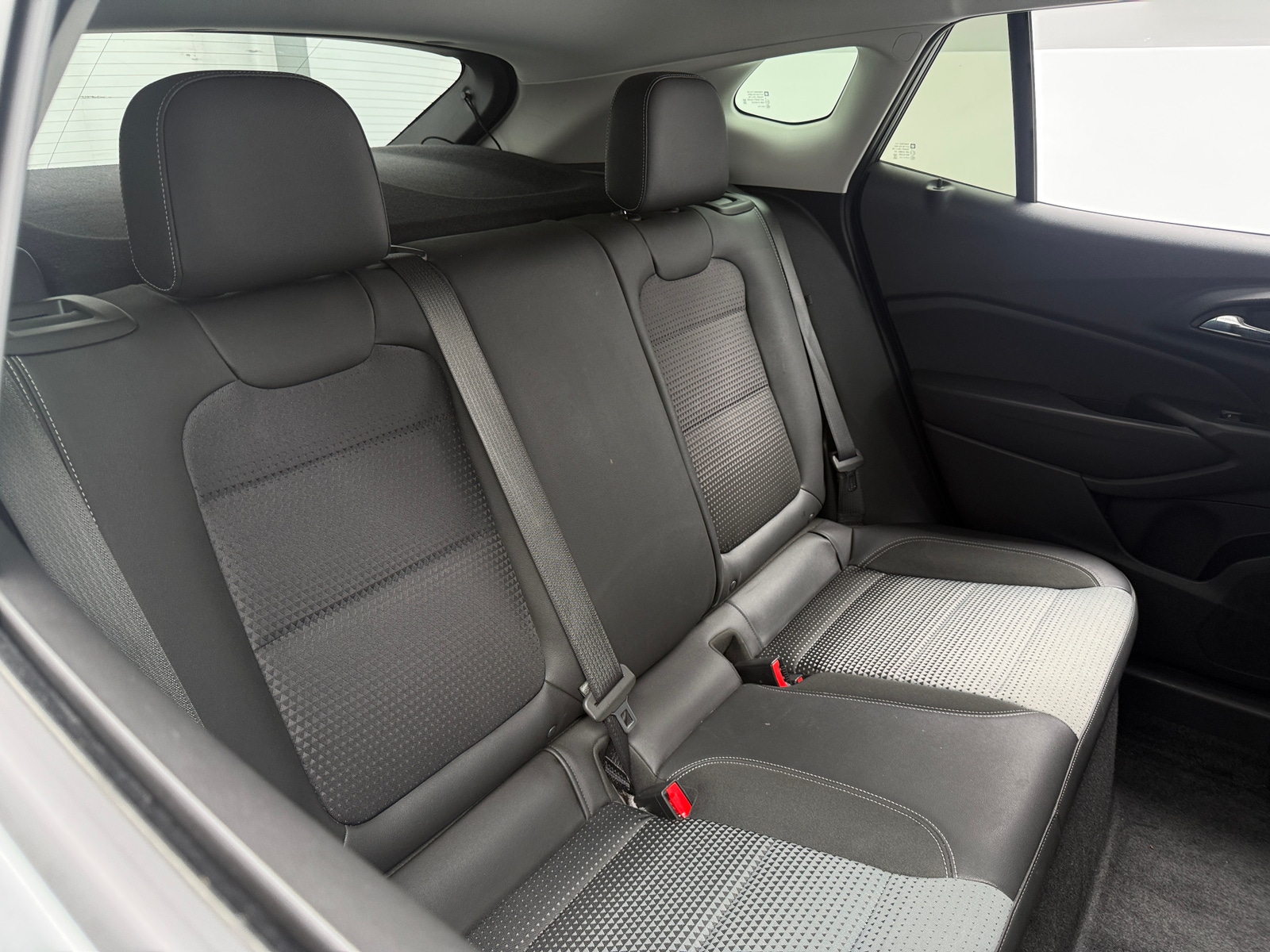 Thumbnail: 2025 Chevrolet Trax - 6