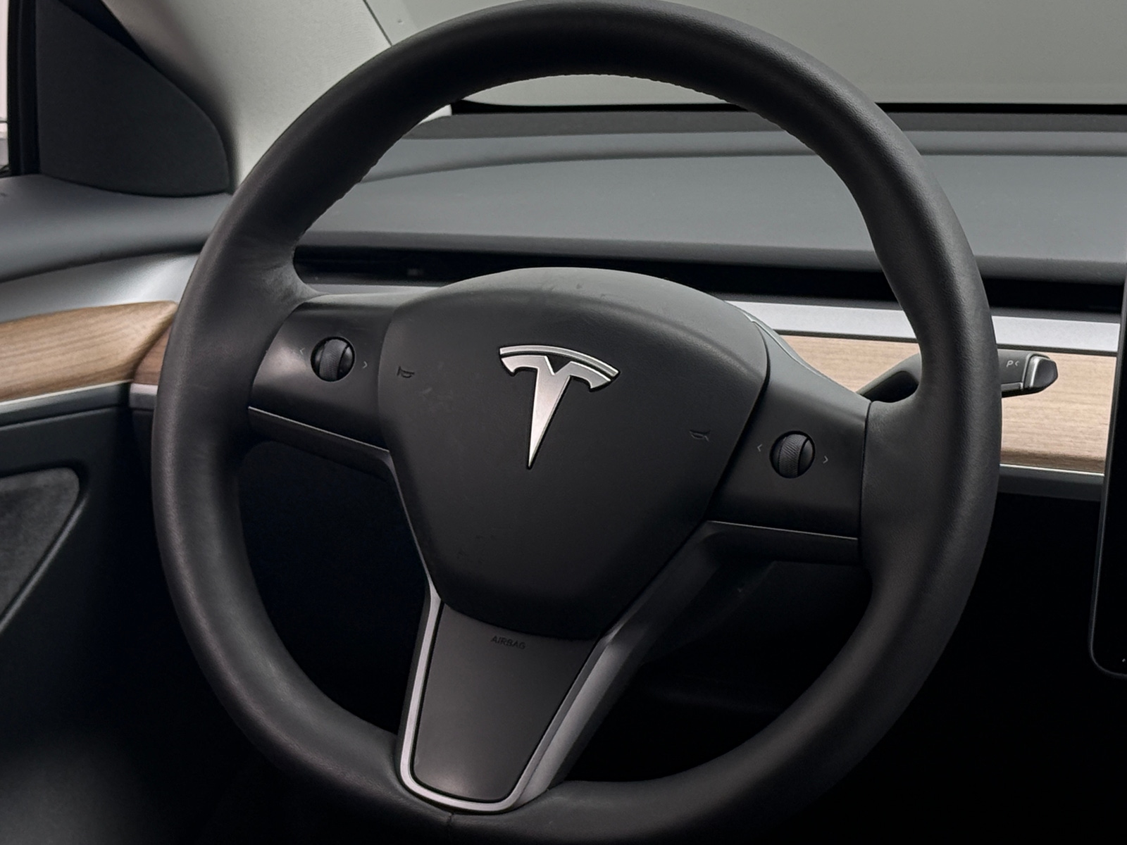 Thumbnail: 2023 Tesla Model 3 - 4
