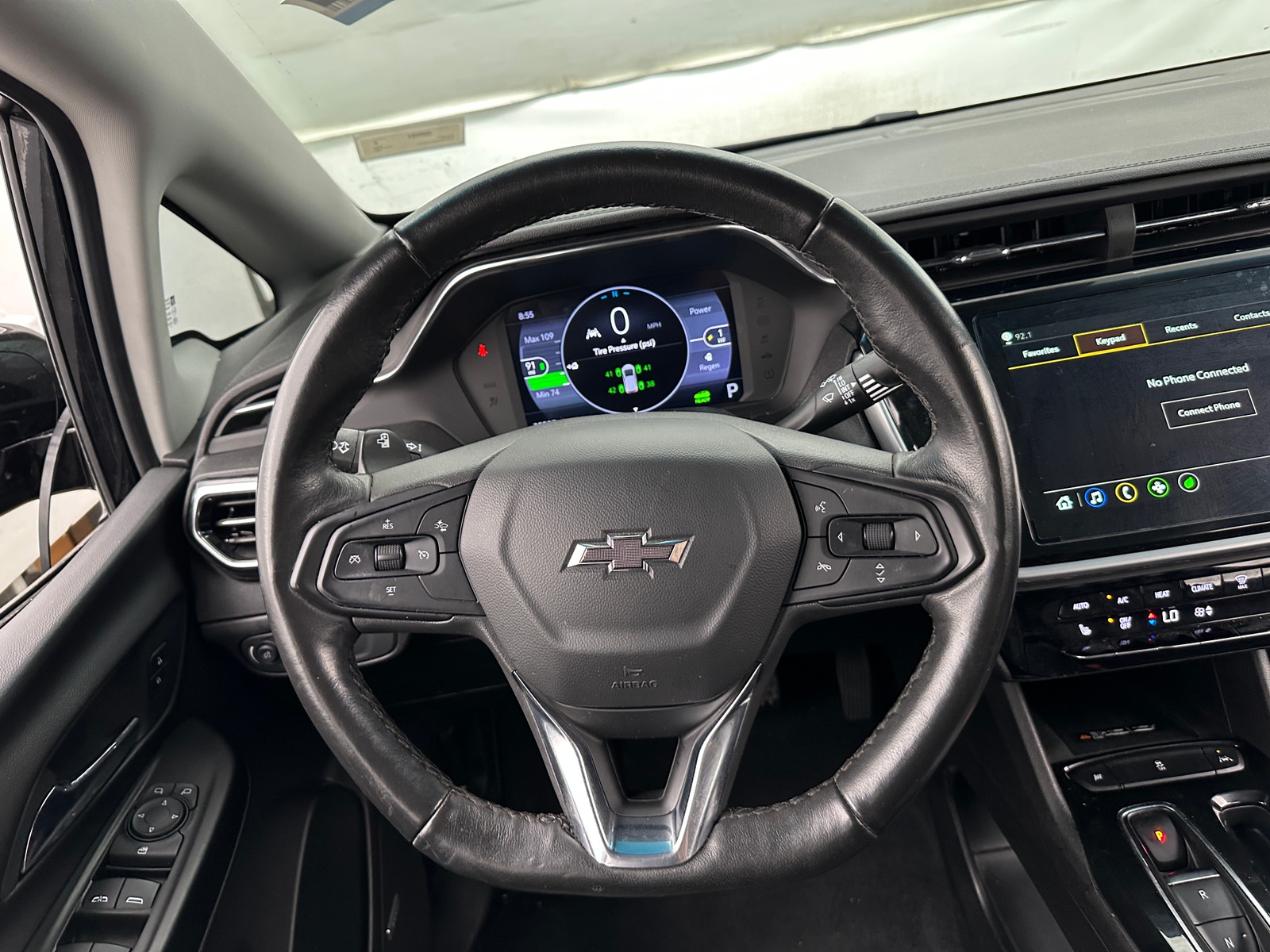 Thumbnail: 2023 Chevrolet Bolt EV - 4