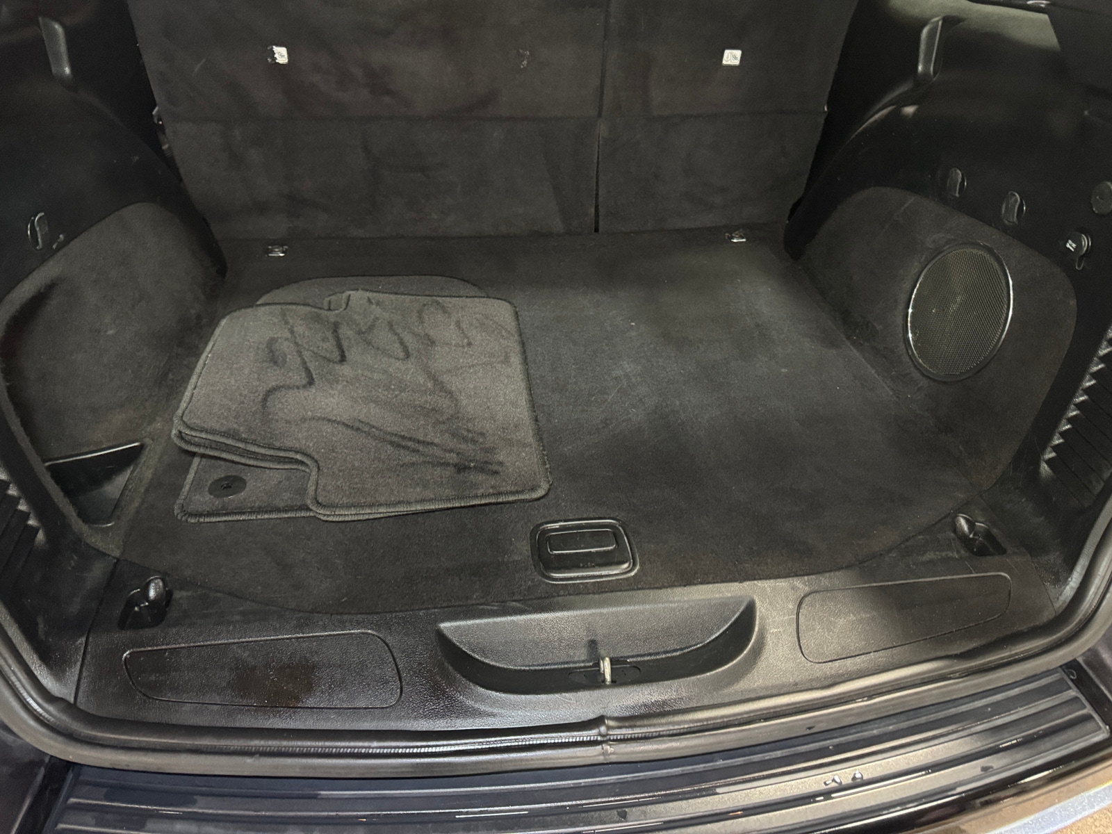 Thumbnail: 2017 Jeep Grand Cherokee - 6