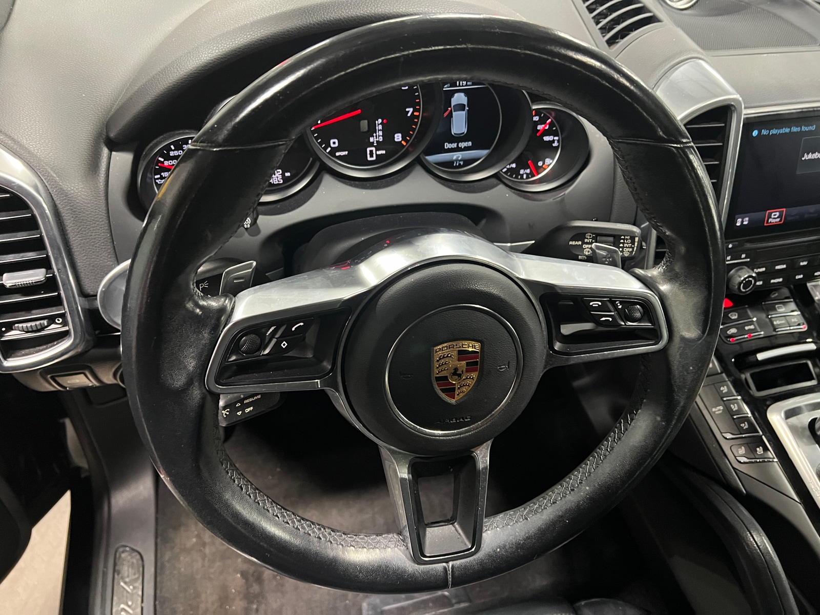 Thumbnail: 2018 Porsche Cayenne - 4