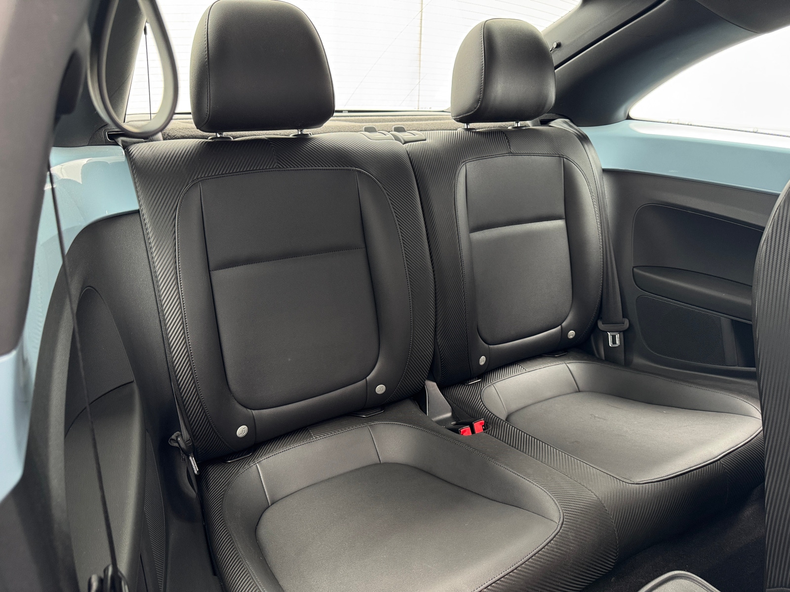 Thumbnail: 2012 Volkswagen Beetle - 4