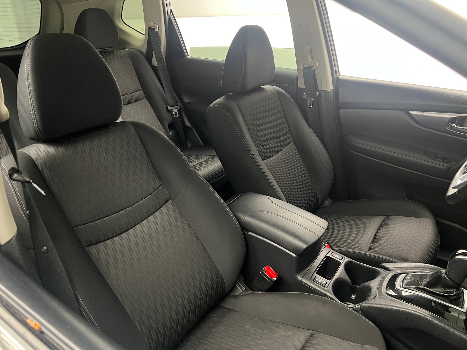 Thumbnail: 2020 Nissan Rogue - 2