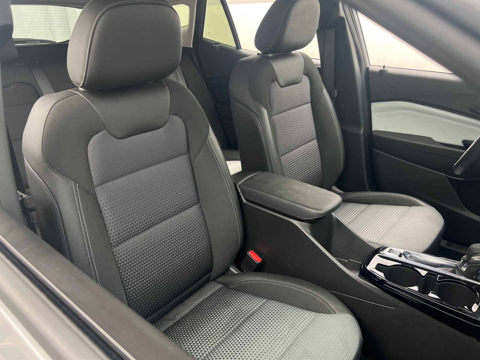 Thumbnail: 2025 Chevrolet Trax - 2