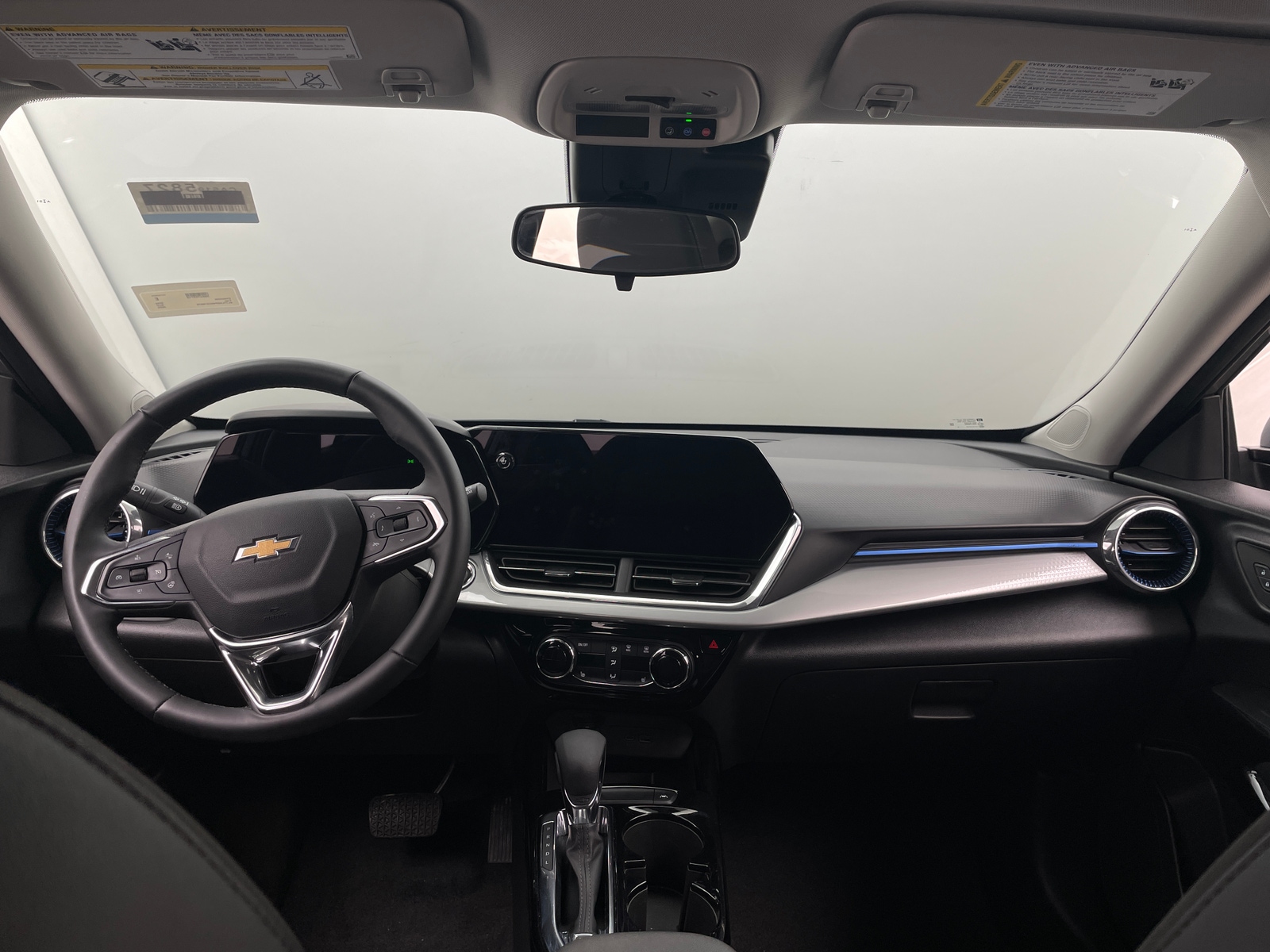 Thumbnail: 2025 Chevrolet Trax - 3