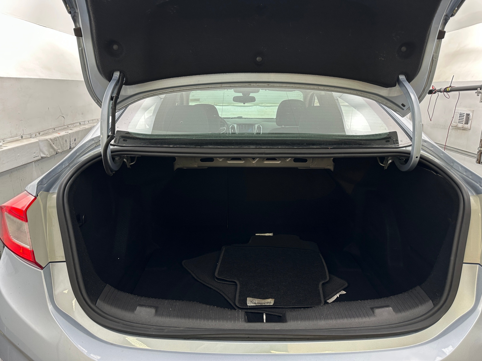 Thumbnail: 2017 Chevrolet Cruze - 7