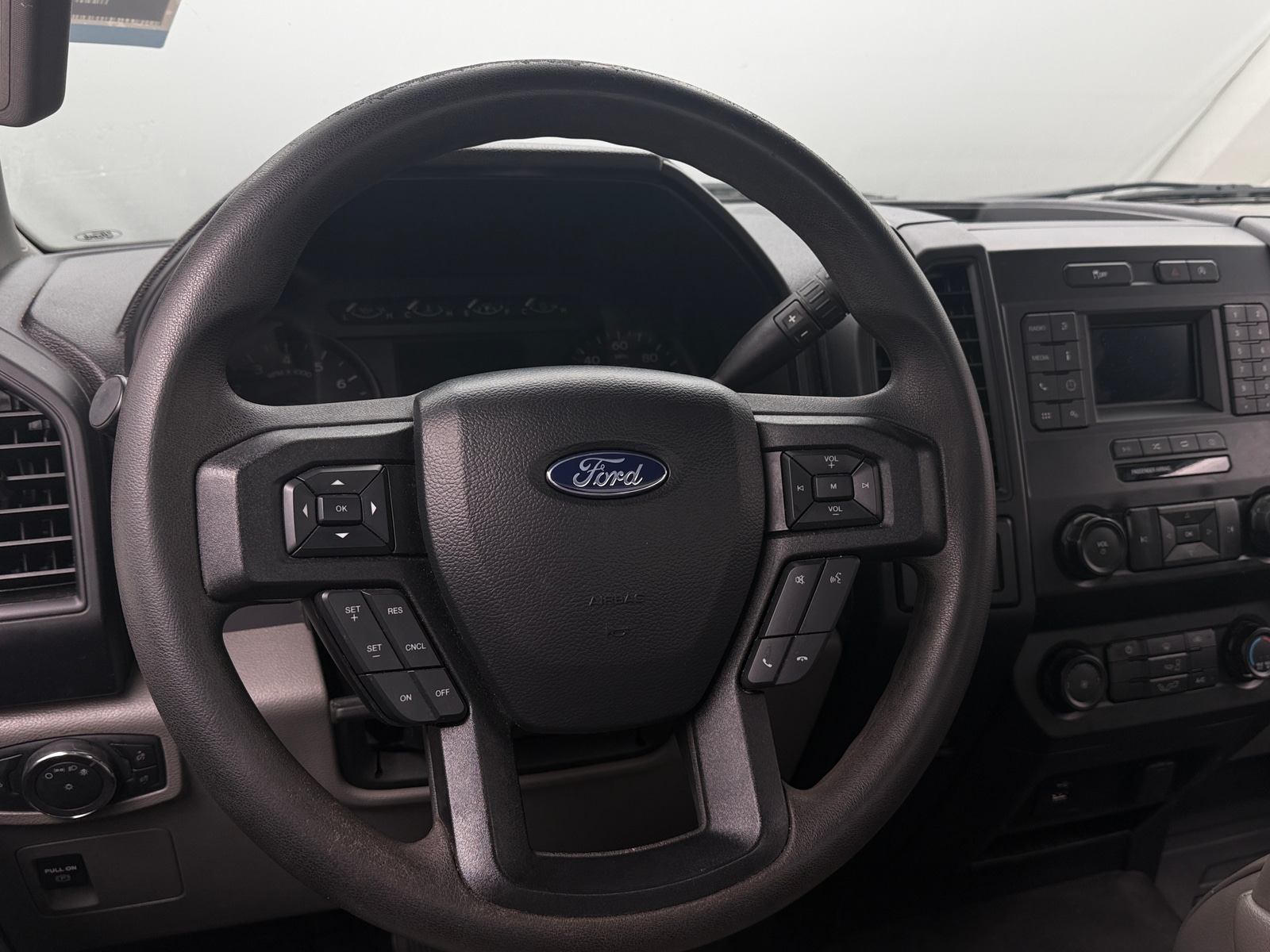 Thumbnail: 2020 Ford Econoline - 4