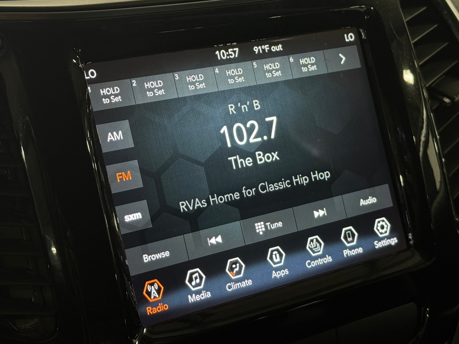 Thumbnail: 2019 Jeep Cherokee - 3