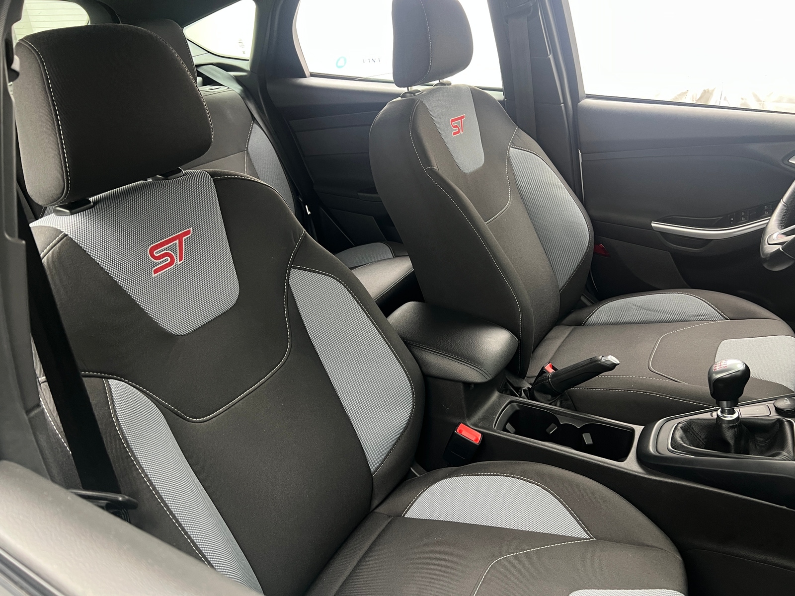 Thumbnail: 2018 Ford Focus - 2