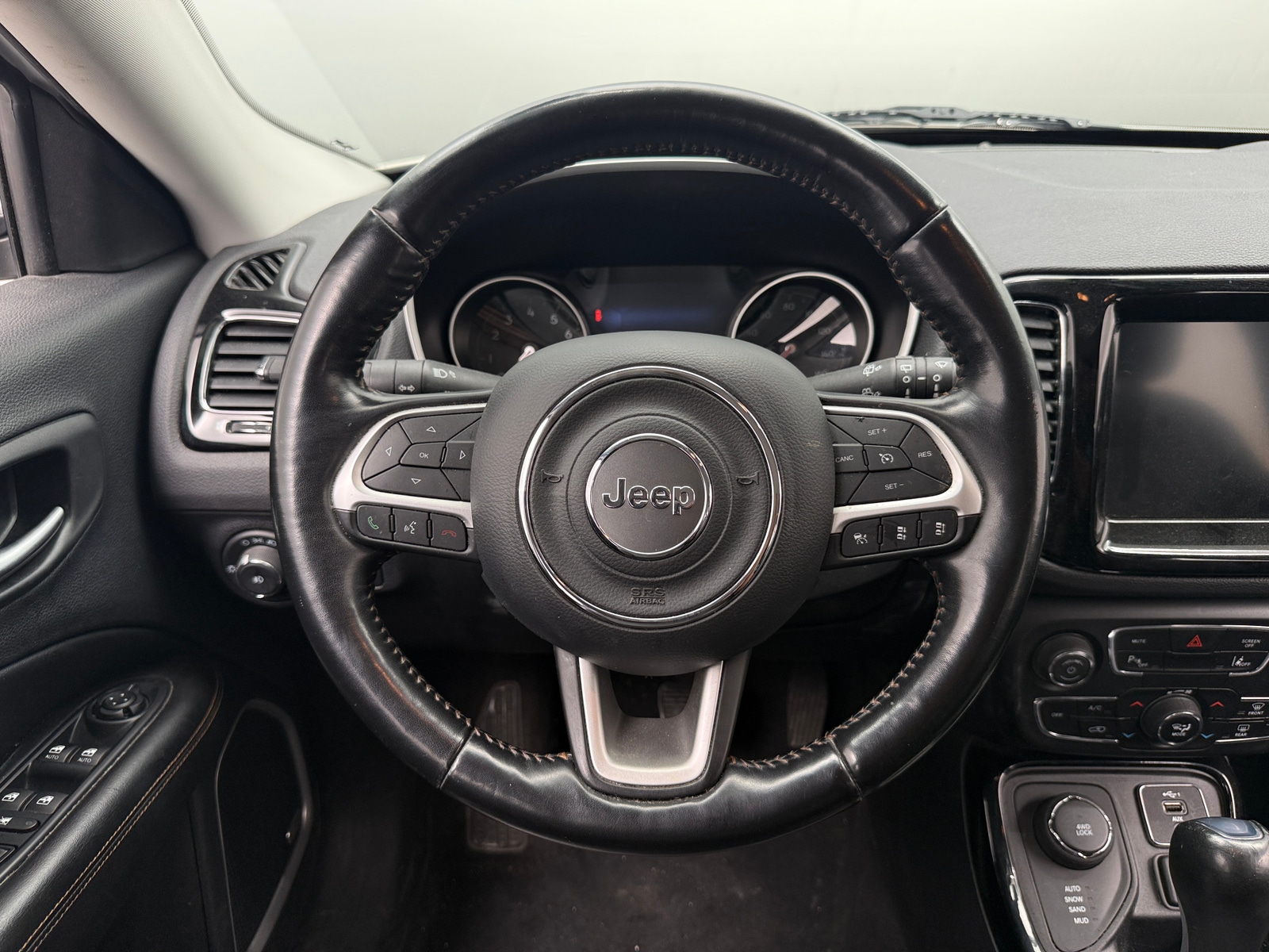 Thumbnail: 2021 Jeep Compass - 4