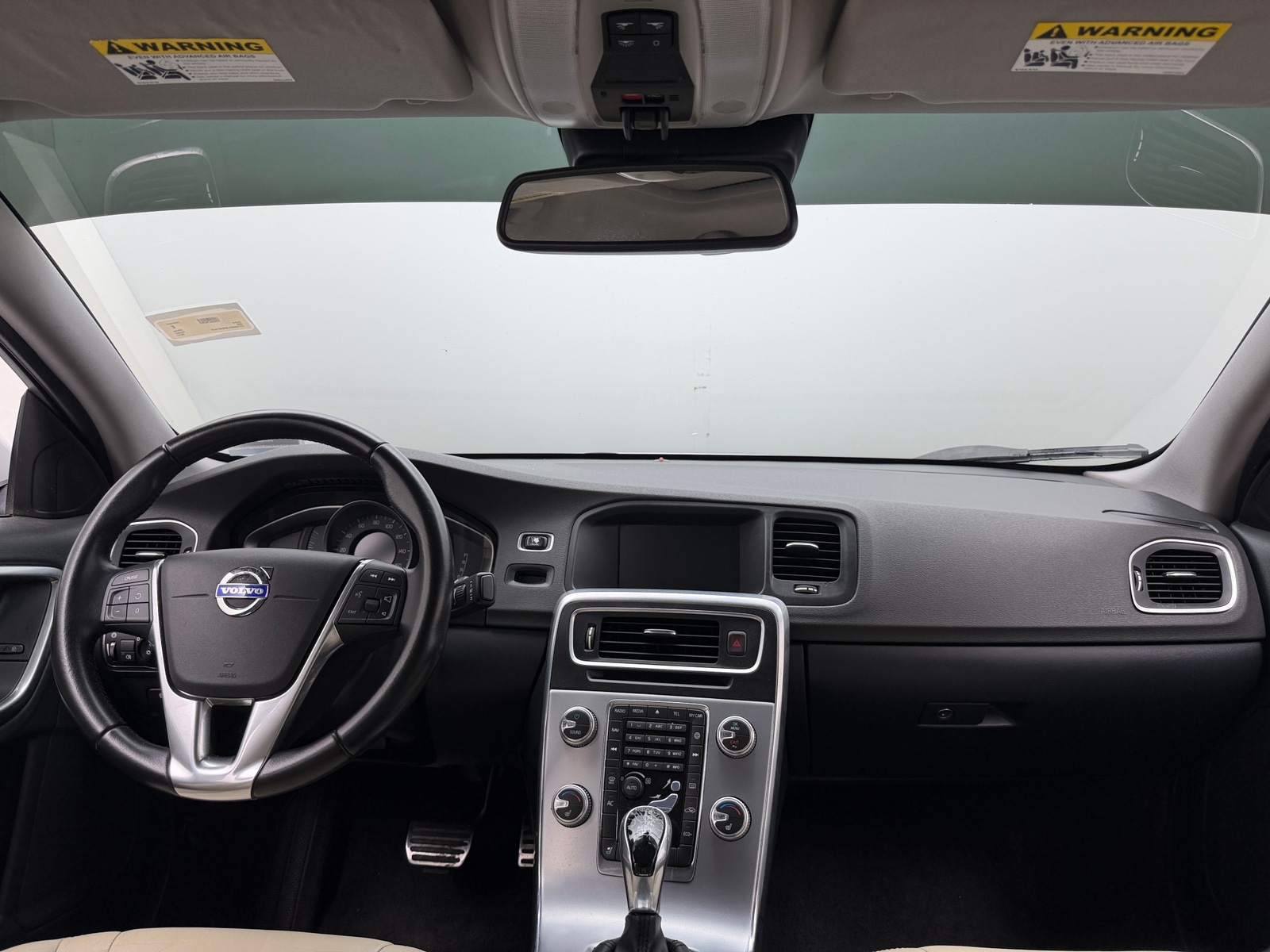 Thumbnail: 2017 Volvo S60 - 2