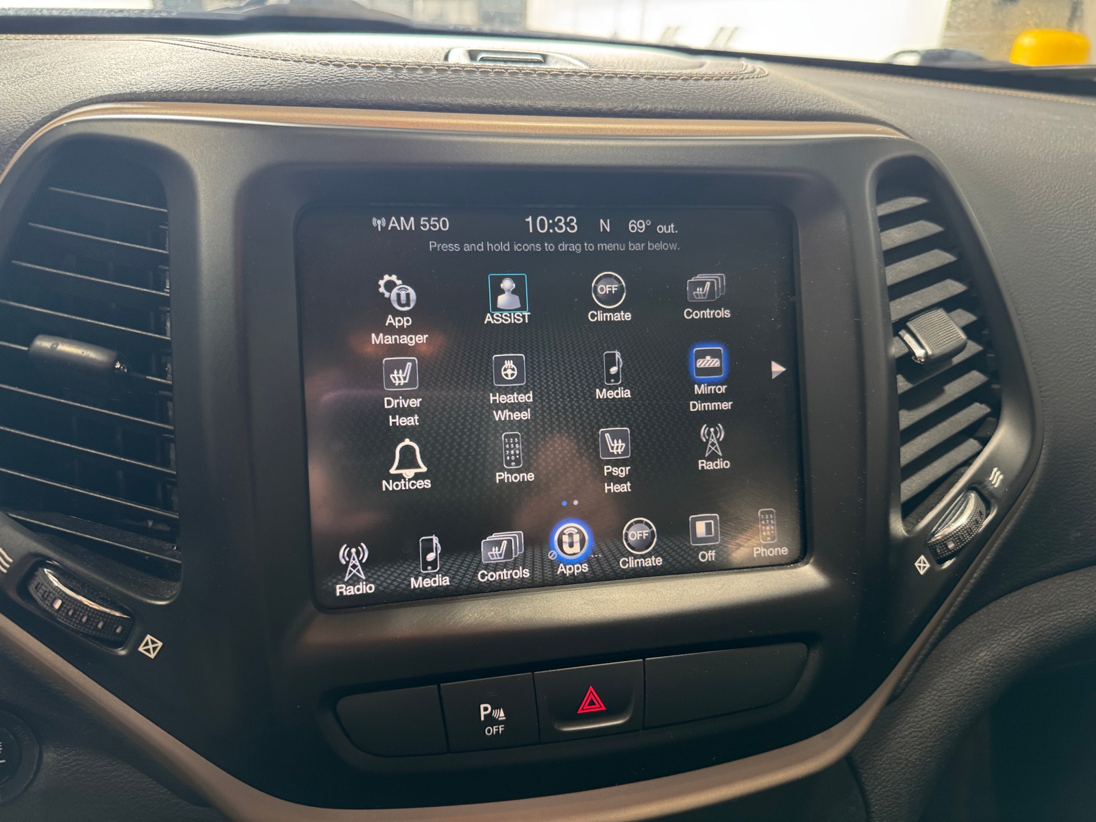 Thumbnail: 2018 Jeep Cherokee - 3