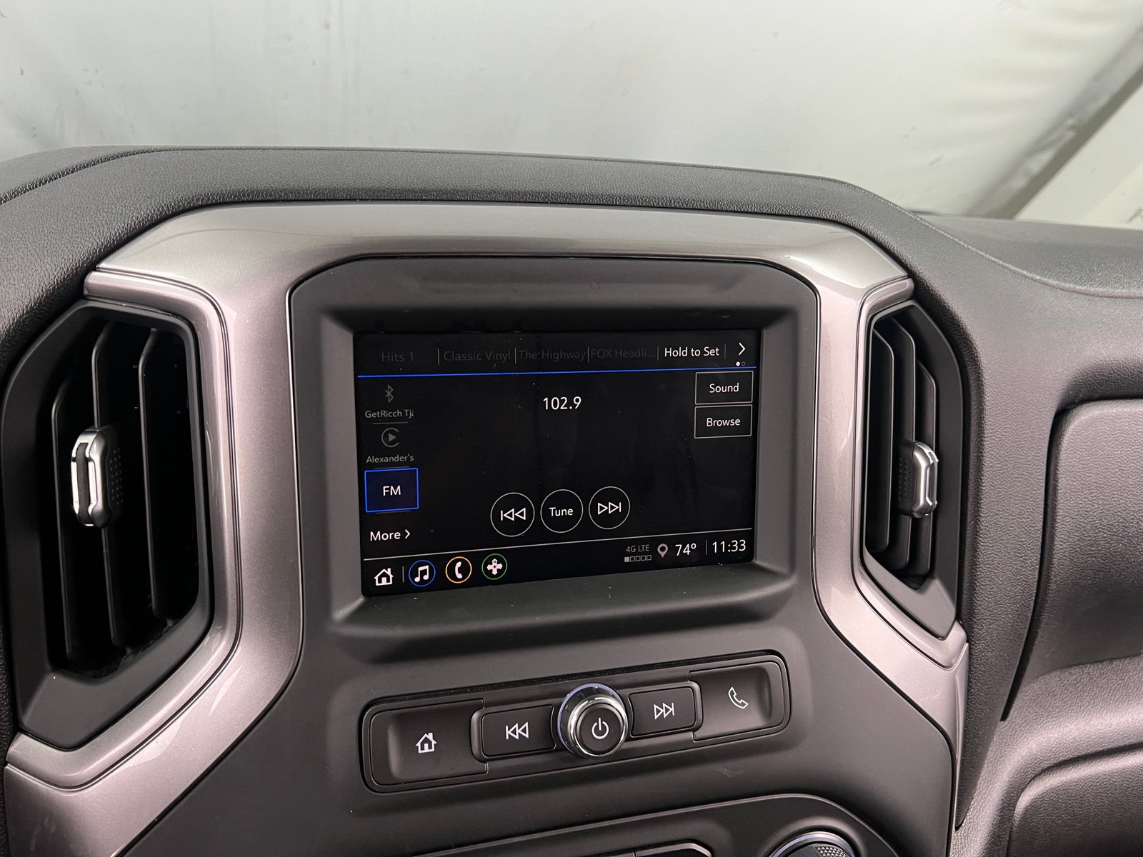 Thumbnail: 2024 Chevrolet Silverado 2500 - 4