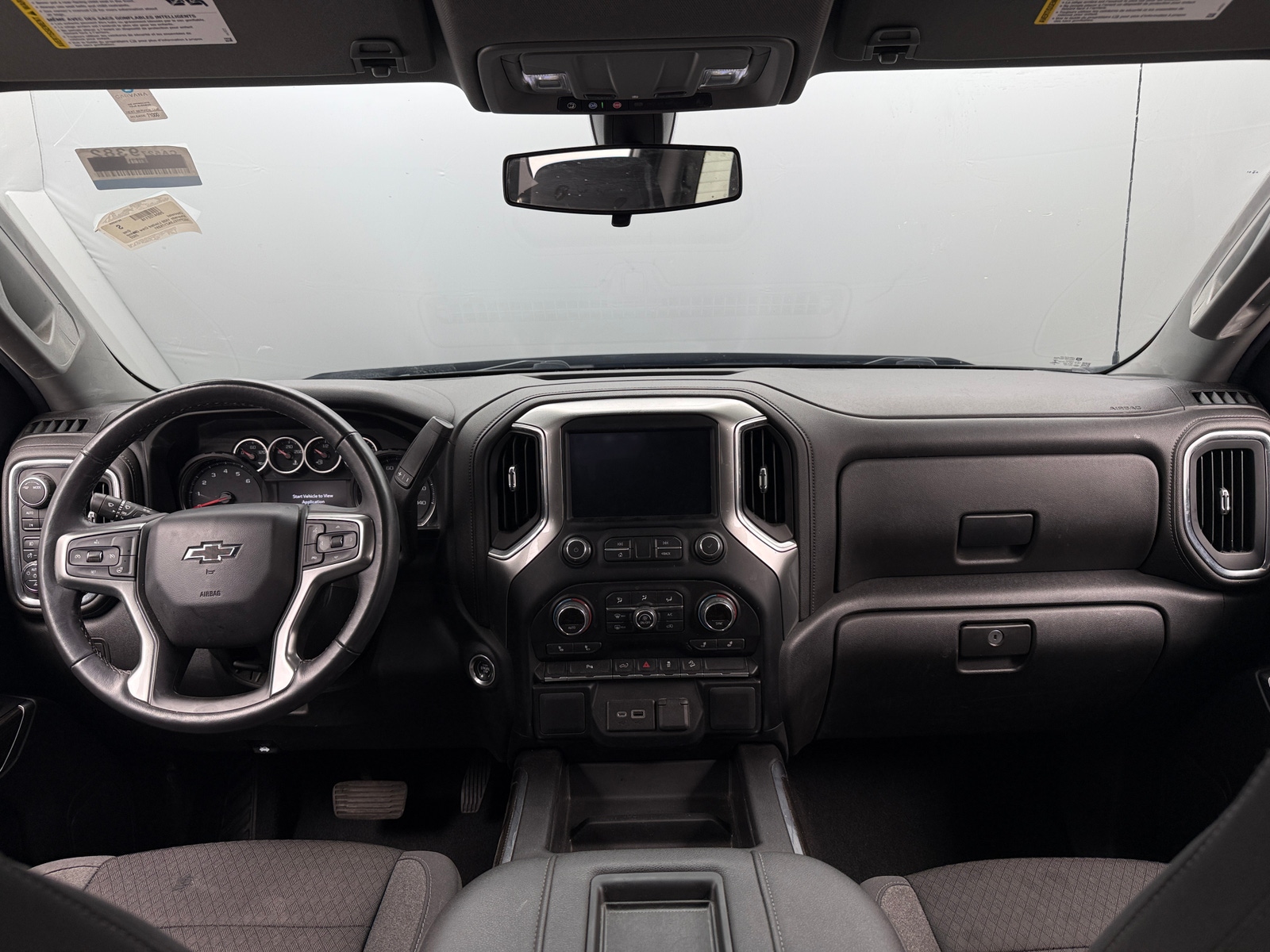 Thumbnail: 2022 Chevrolet Silverado 1500 - 3