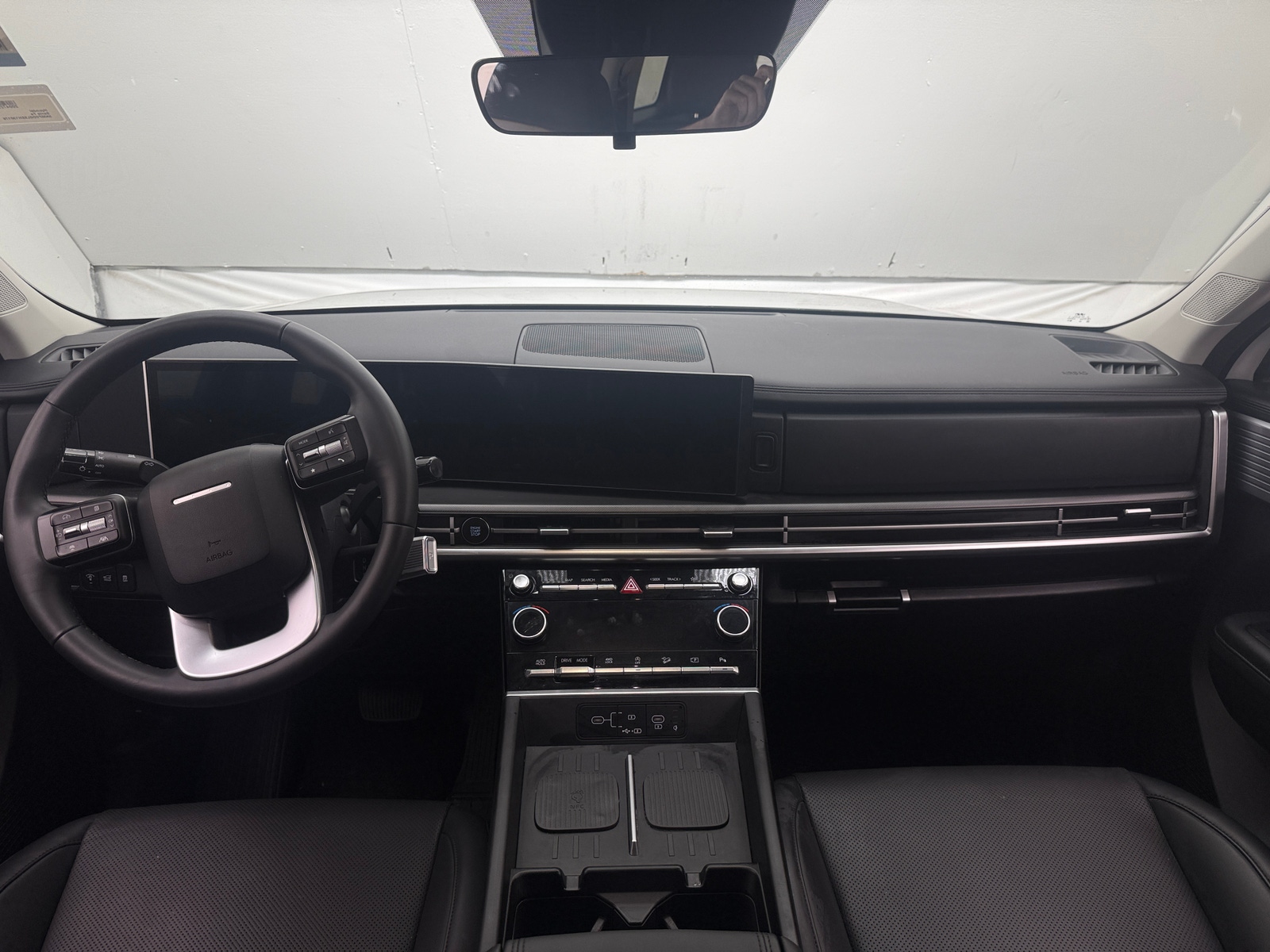 Thumbnail: 2025 Hyundai Santa Fe - 2