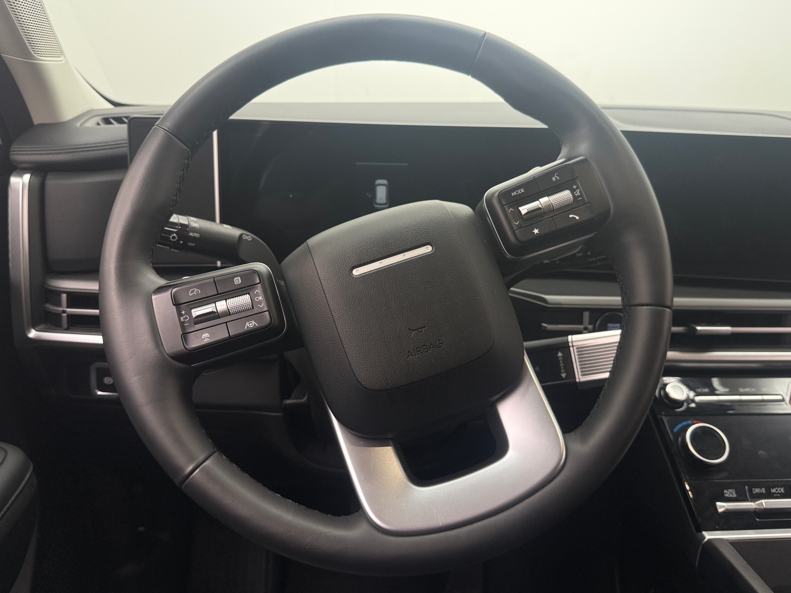 Thumbnail: 2025 Hyundai Santa Fe - 4