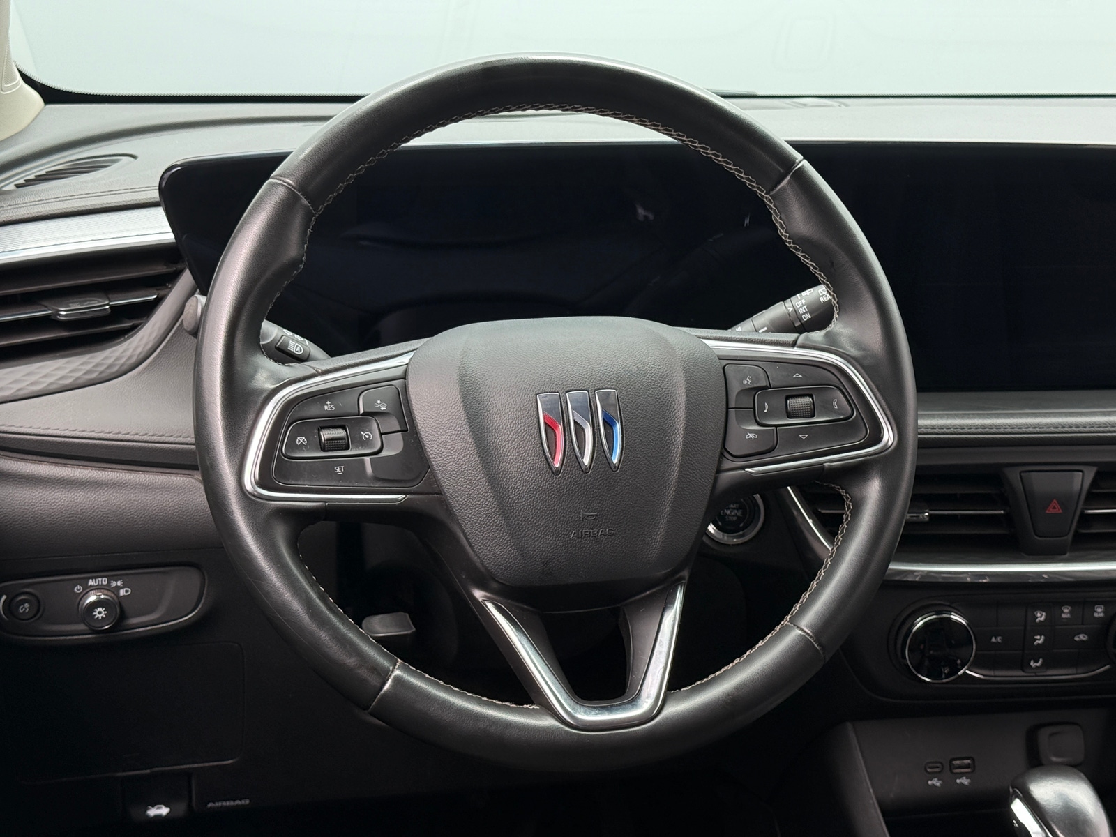 Thumbnail: 2024 Buick Encore GX - 4