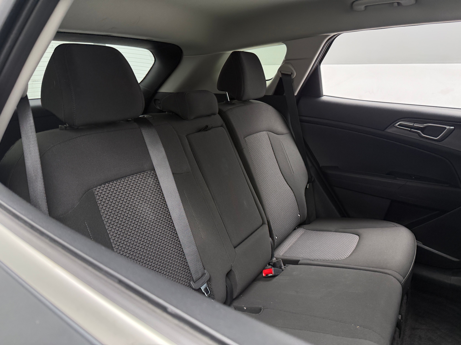Thumbnail: 2025 Kia Sportage - 6