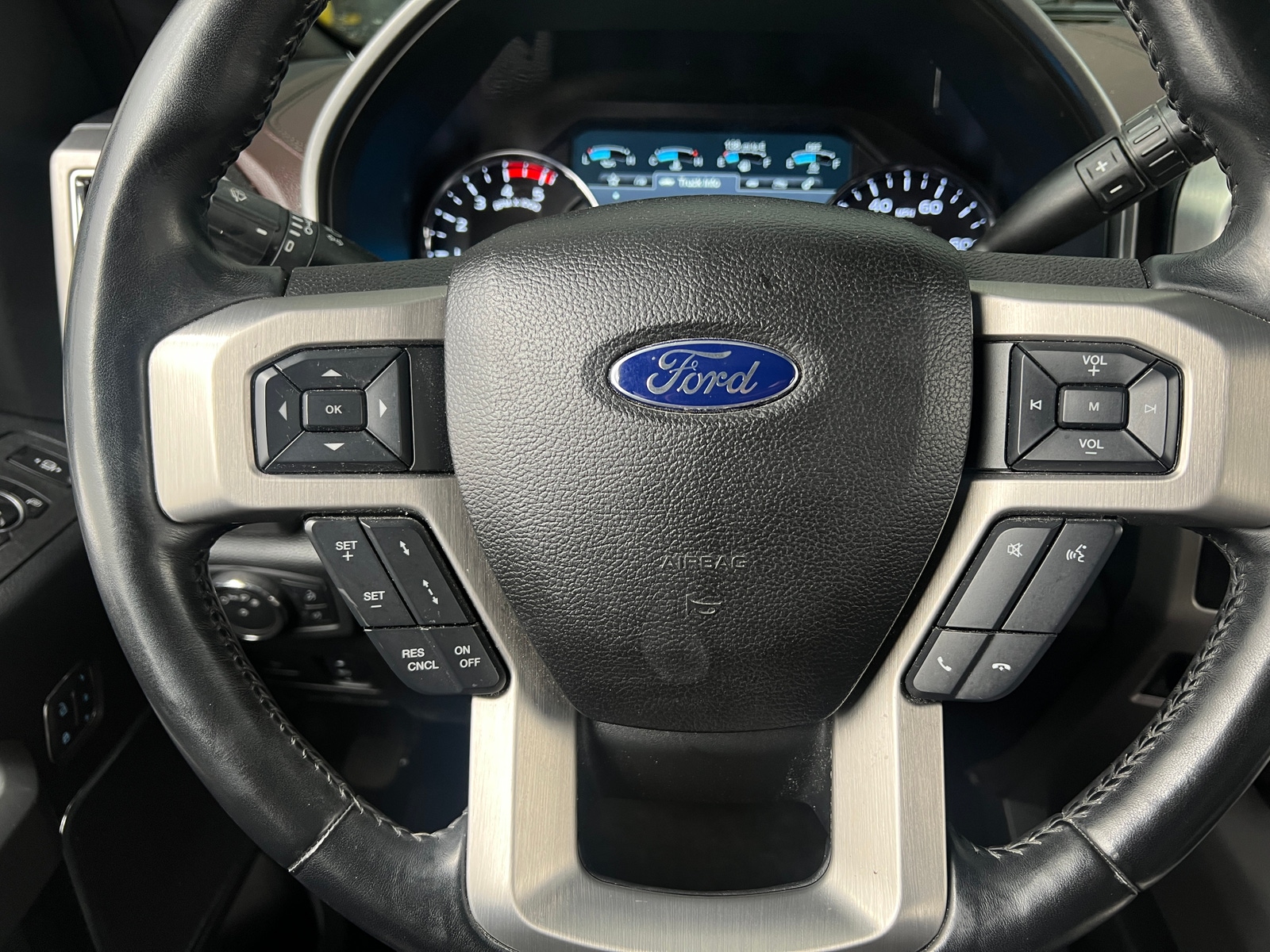 Thumbnail: 2017 Ford Econoline - 4