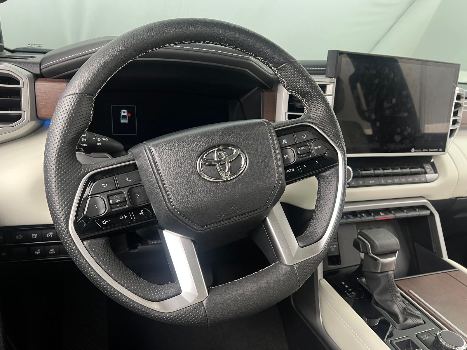 Thumbnail: 2024 Toyota Tundra - 4