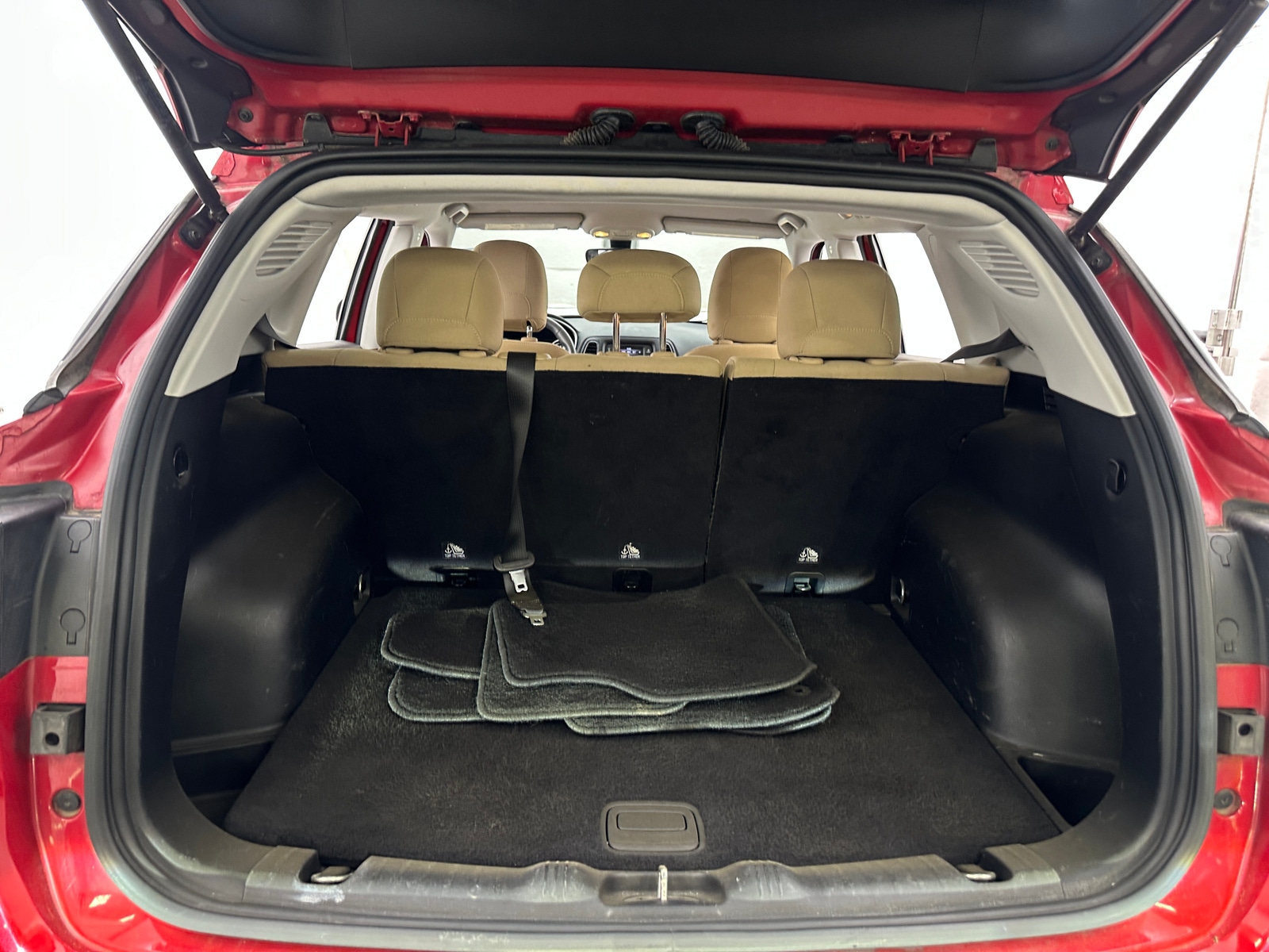 Thumbnail: 2018 Jeep Compass - 7