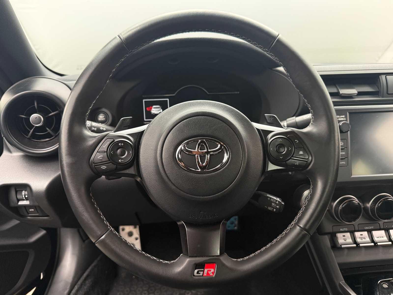 Thumbnail: 2023 Toyota GR86 - 4