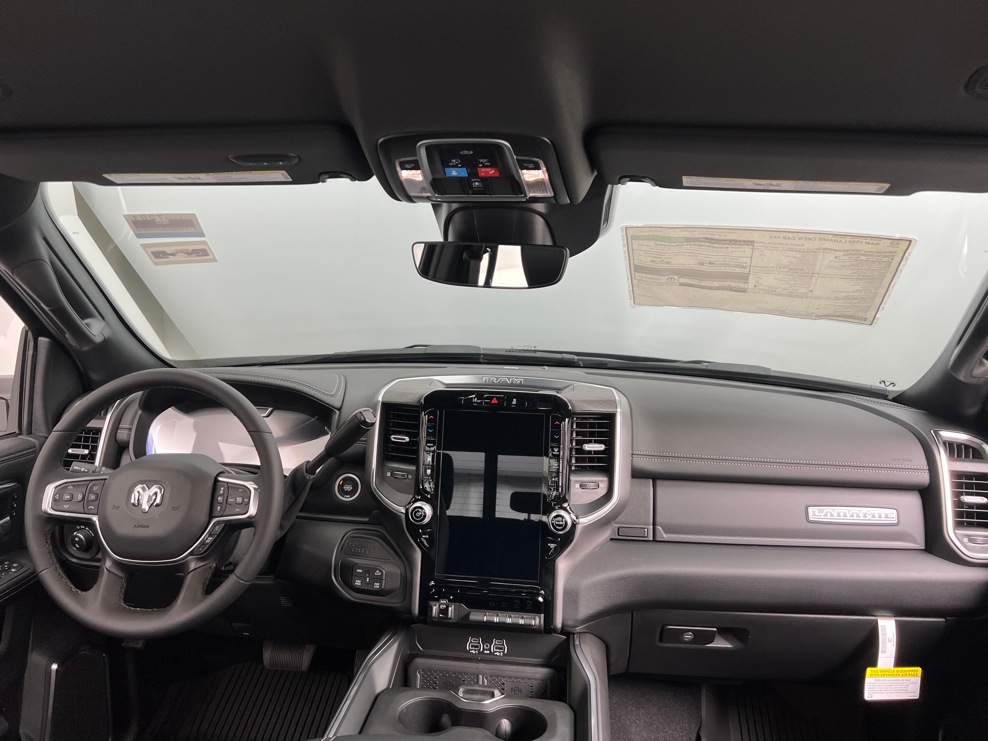 2026 RAM 2500 Laramie - Photo 6