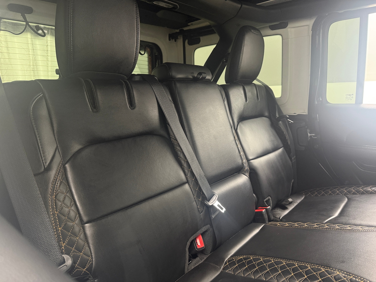 Thumbnail: 2021 Jeep Wrangler - 5