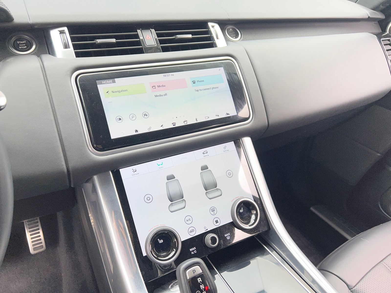 Thumbnail: 2020 Land Rover Range Rover Sport - 3