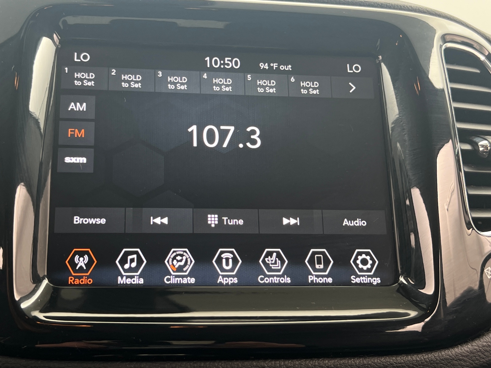 Thumbnail: 2020 Jeep Compass - 3