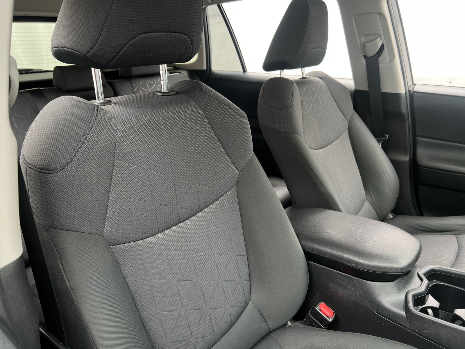 Thumbnail: 2019 Toyota RAV4 - 2