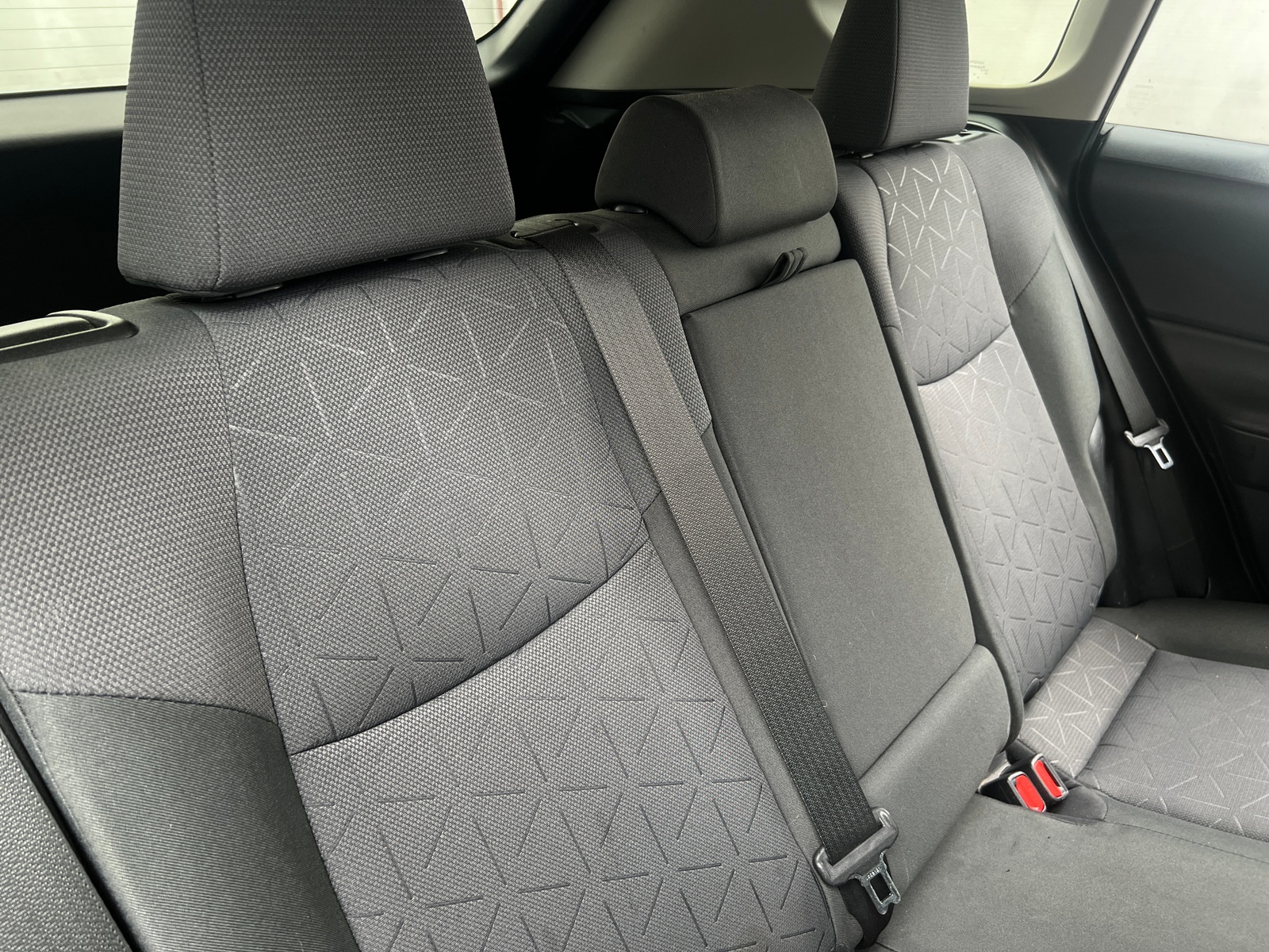 Thumbnail: 2019 Toyota RAV4 - 6