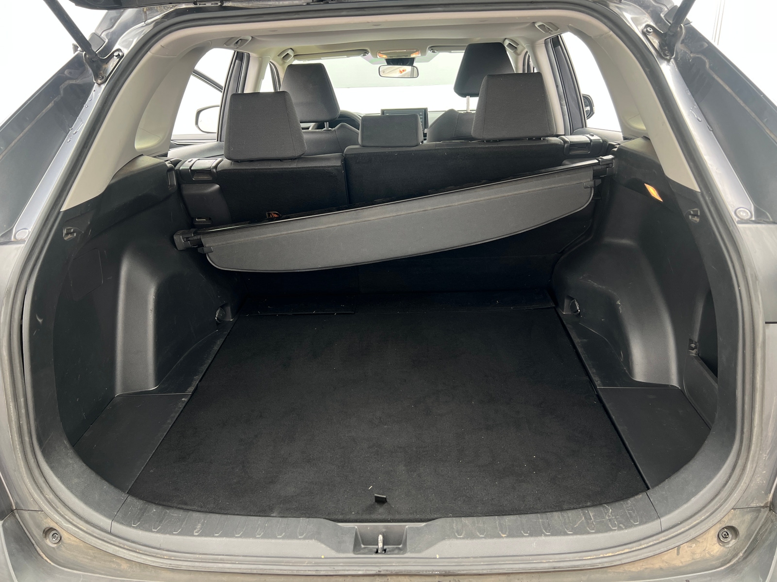 Thumbnail: 2019 Toyota RAV4 - 7