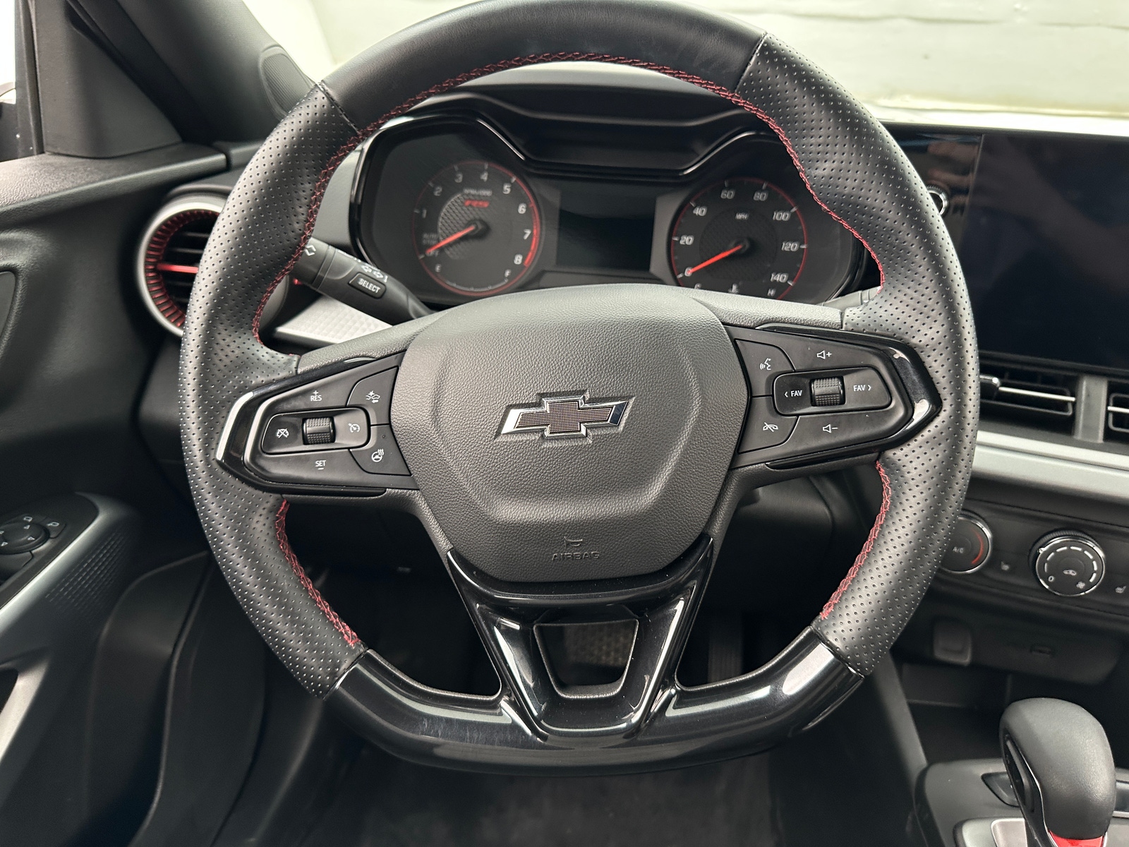 Thumbnail: 2024 Chevrolet Trax - 5